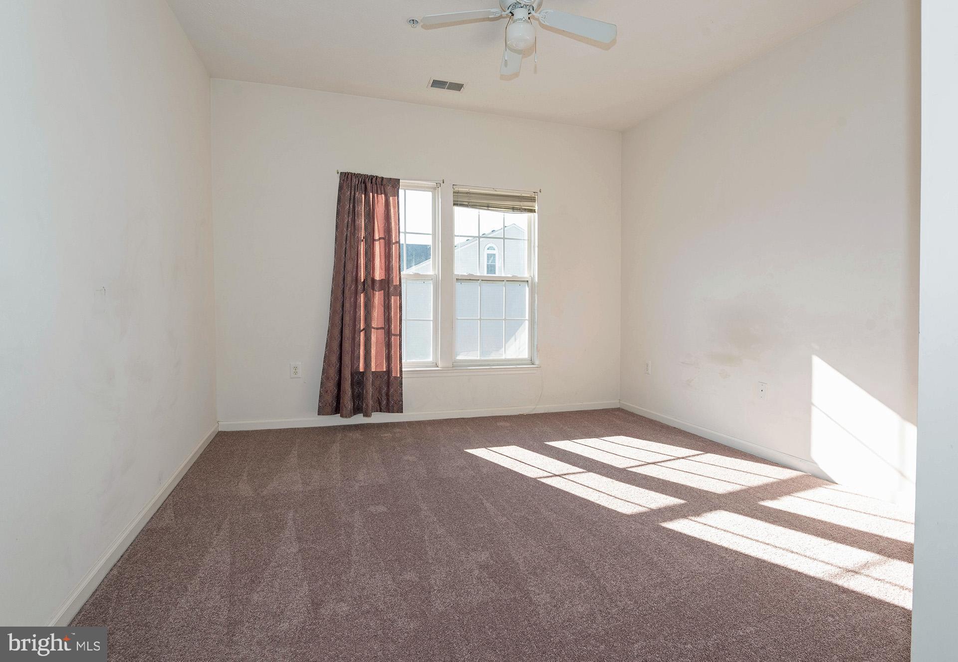 CHESTNUT POINT EAST - Residential