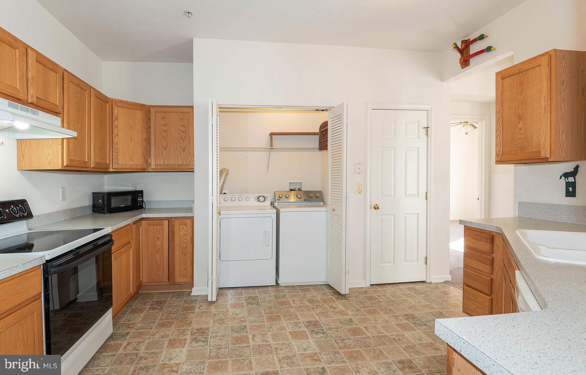 CHESTNUT POINT EAST - Residential