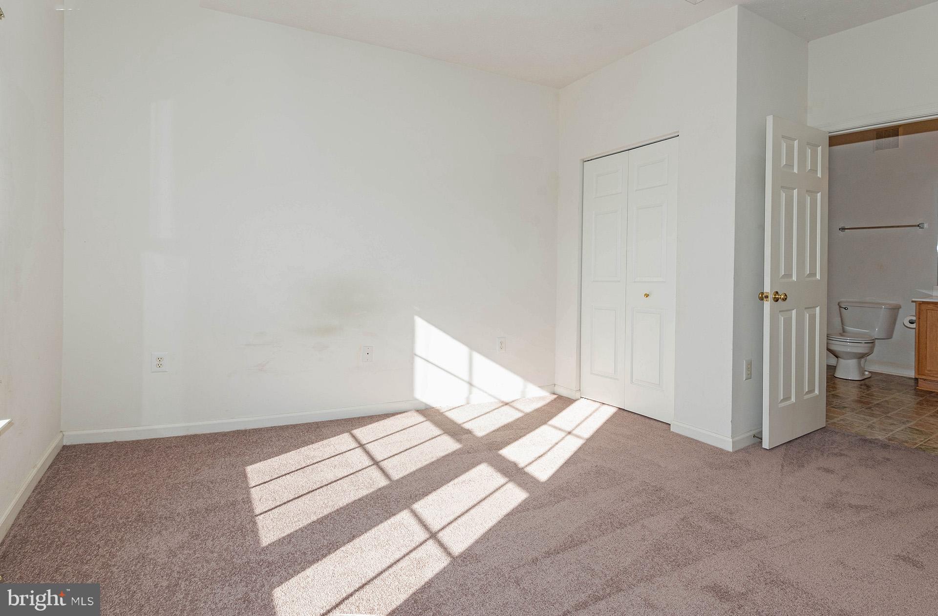 CHESTNUT POINT EAST - Residential