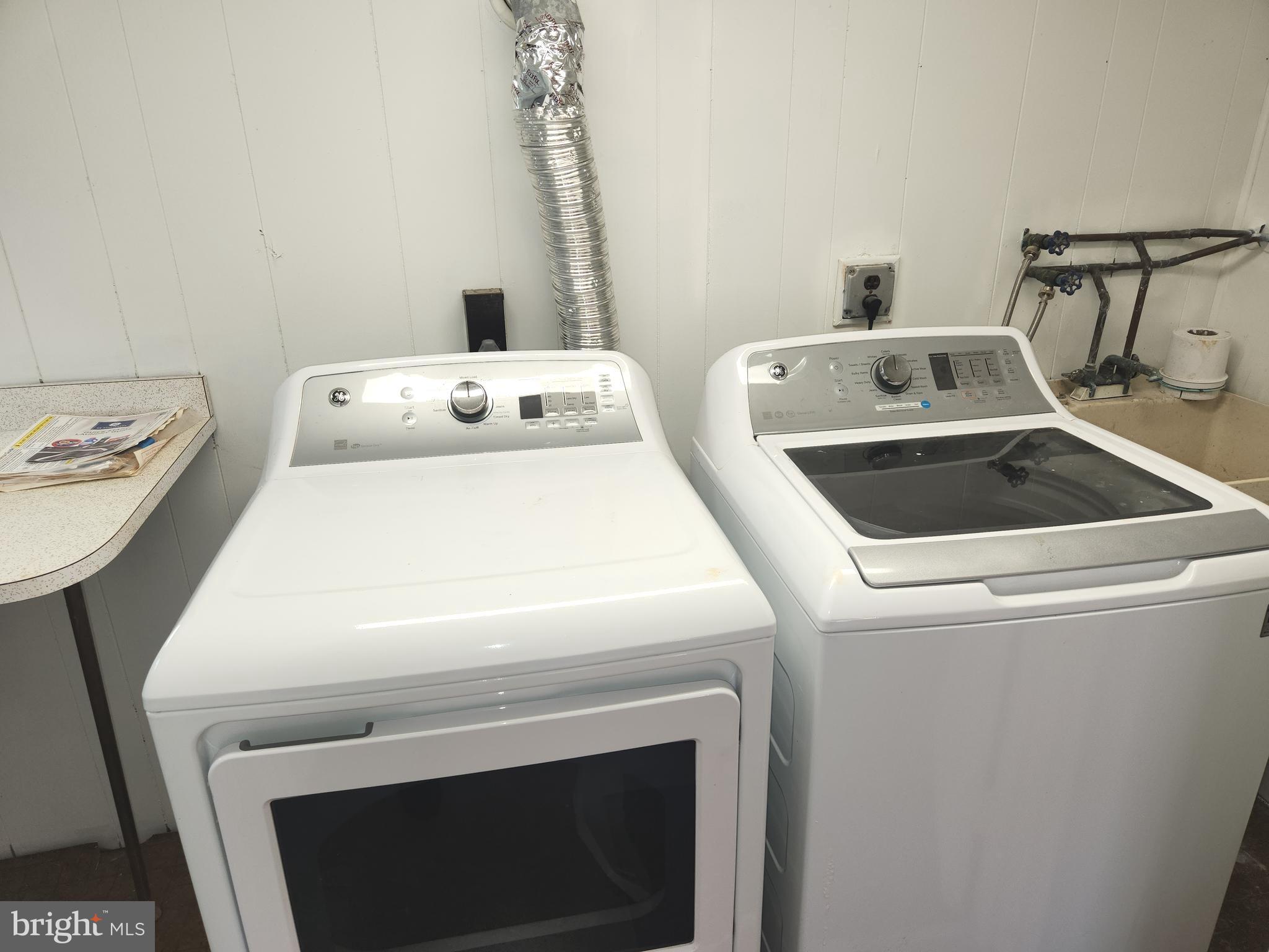 HOMEWOOD - Residential