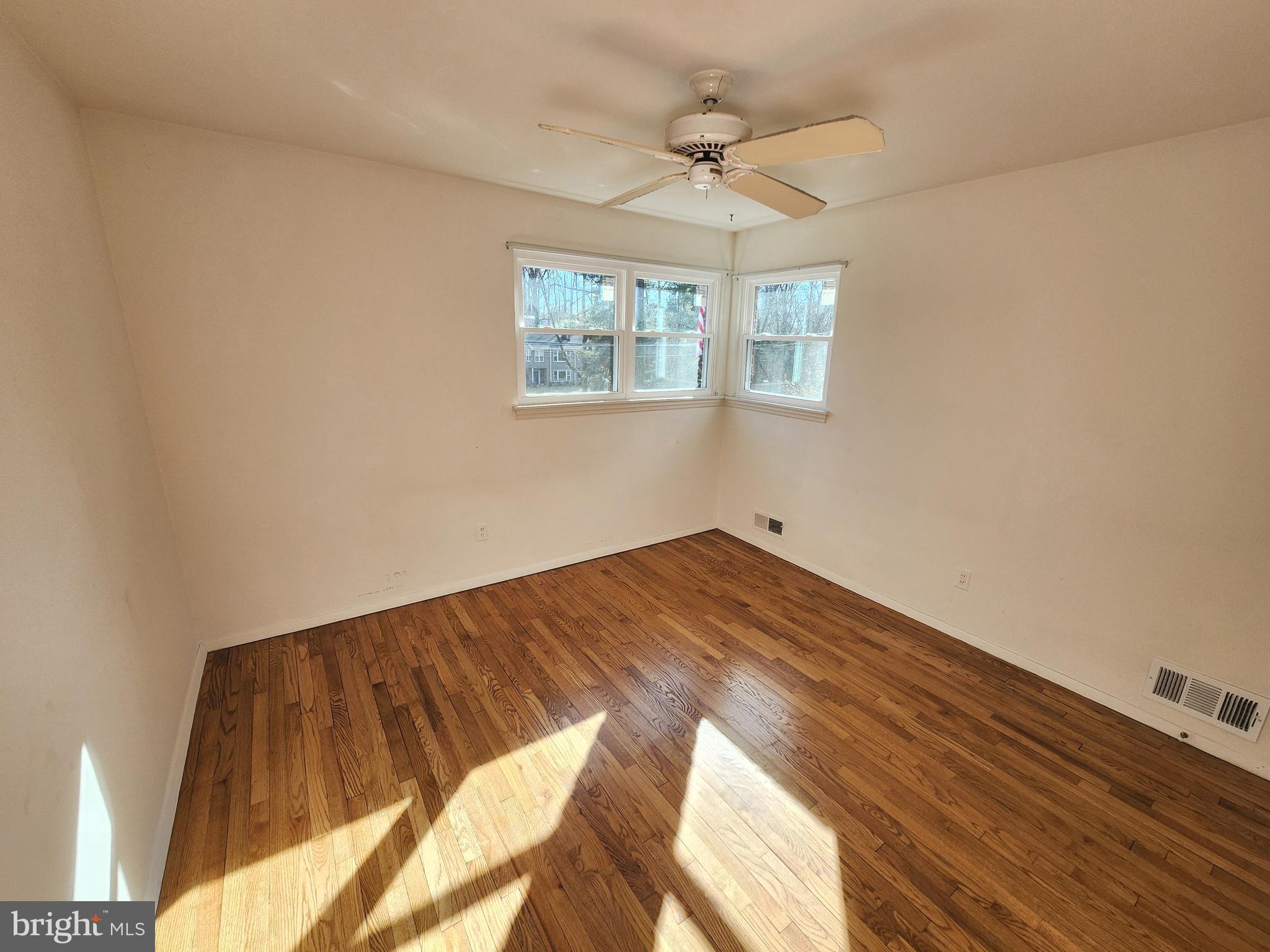 HOMEWOOD - Residential