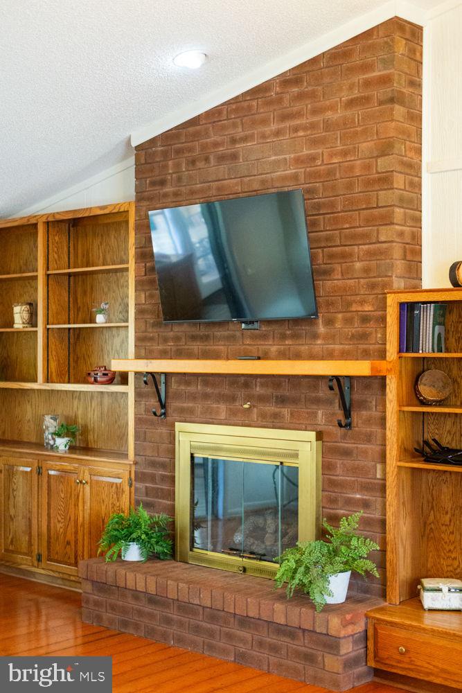 LAKEWOOD - Residential