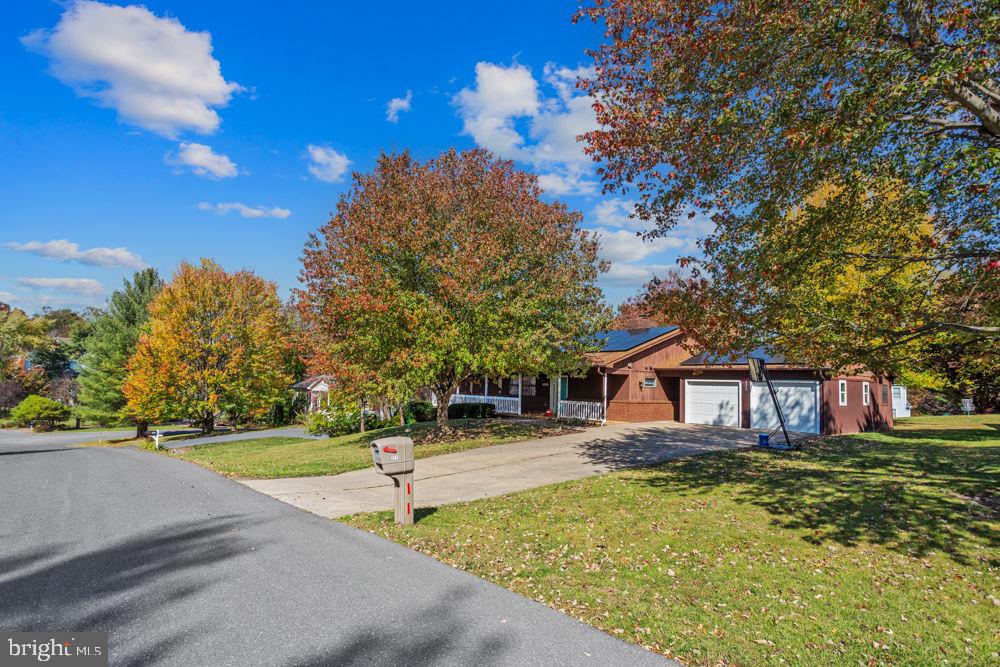 LAKEWOOD - Residential