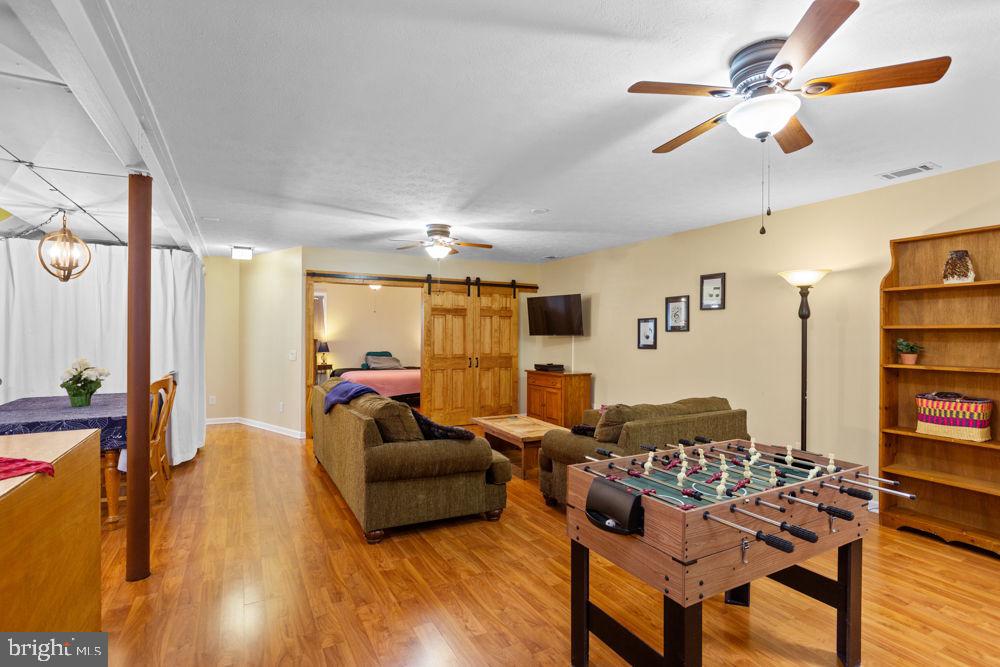 LAKEWOOD - Residential