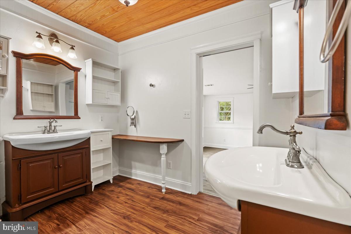 RICHMOND - Residential