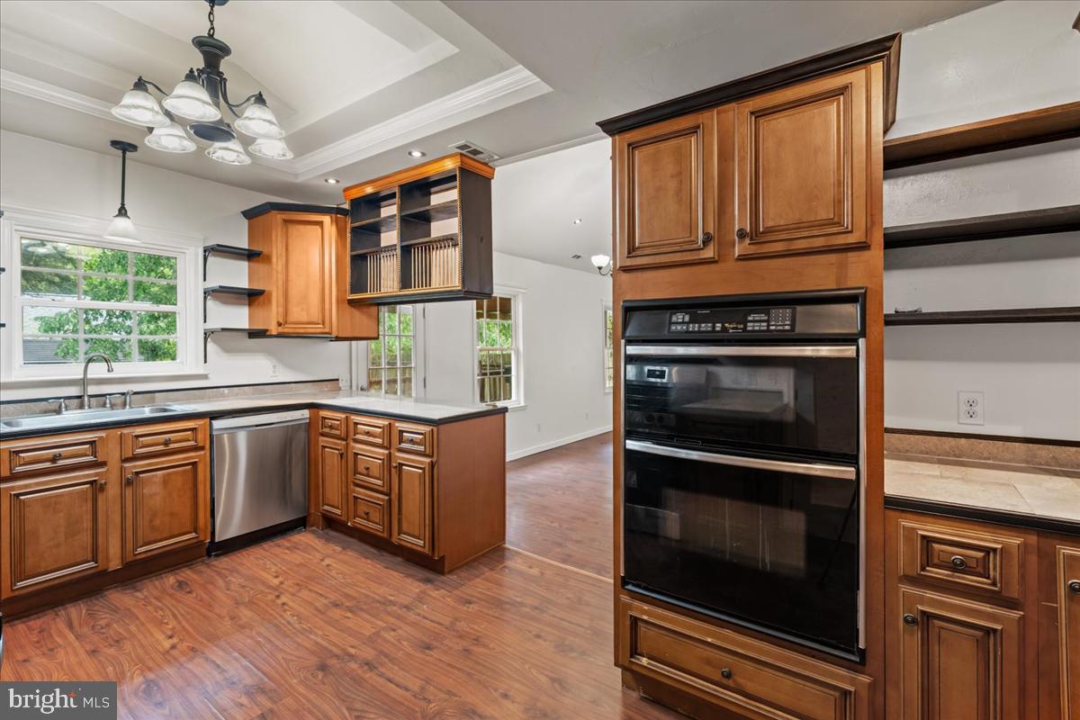 RICHMOND - Residential