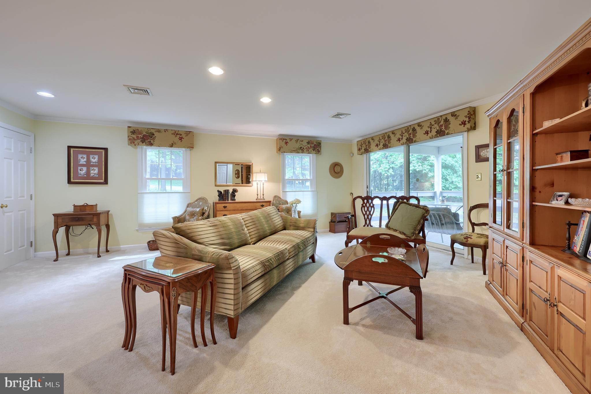 2005 MEADOW GLEN