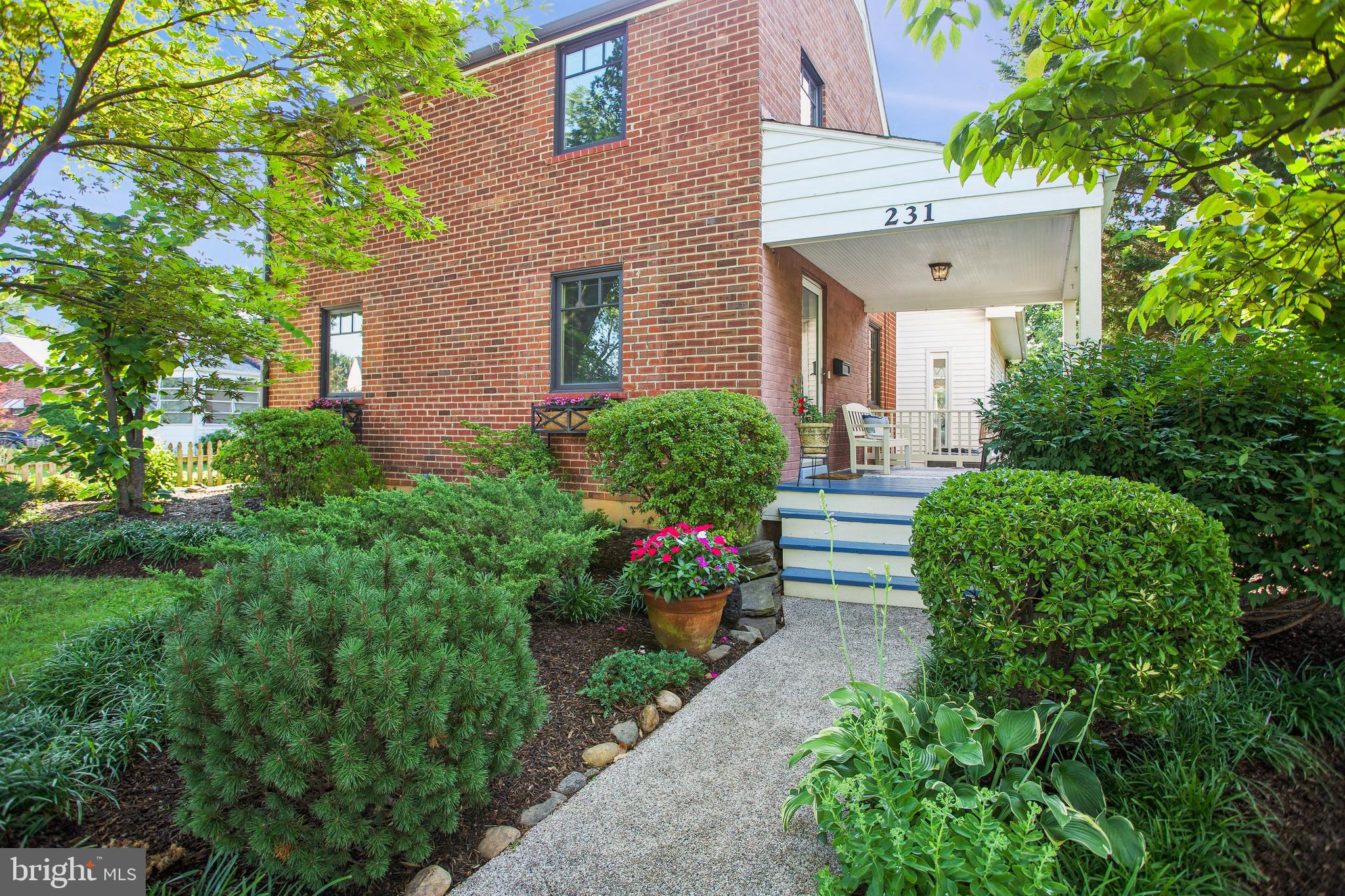 ARLINGTON FOREST - Residential