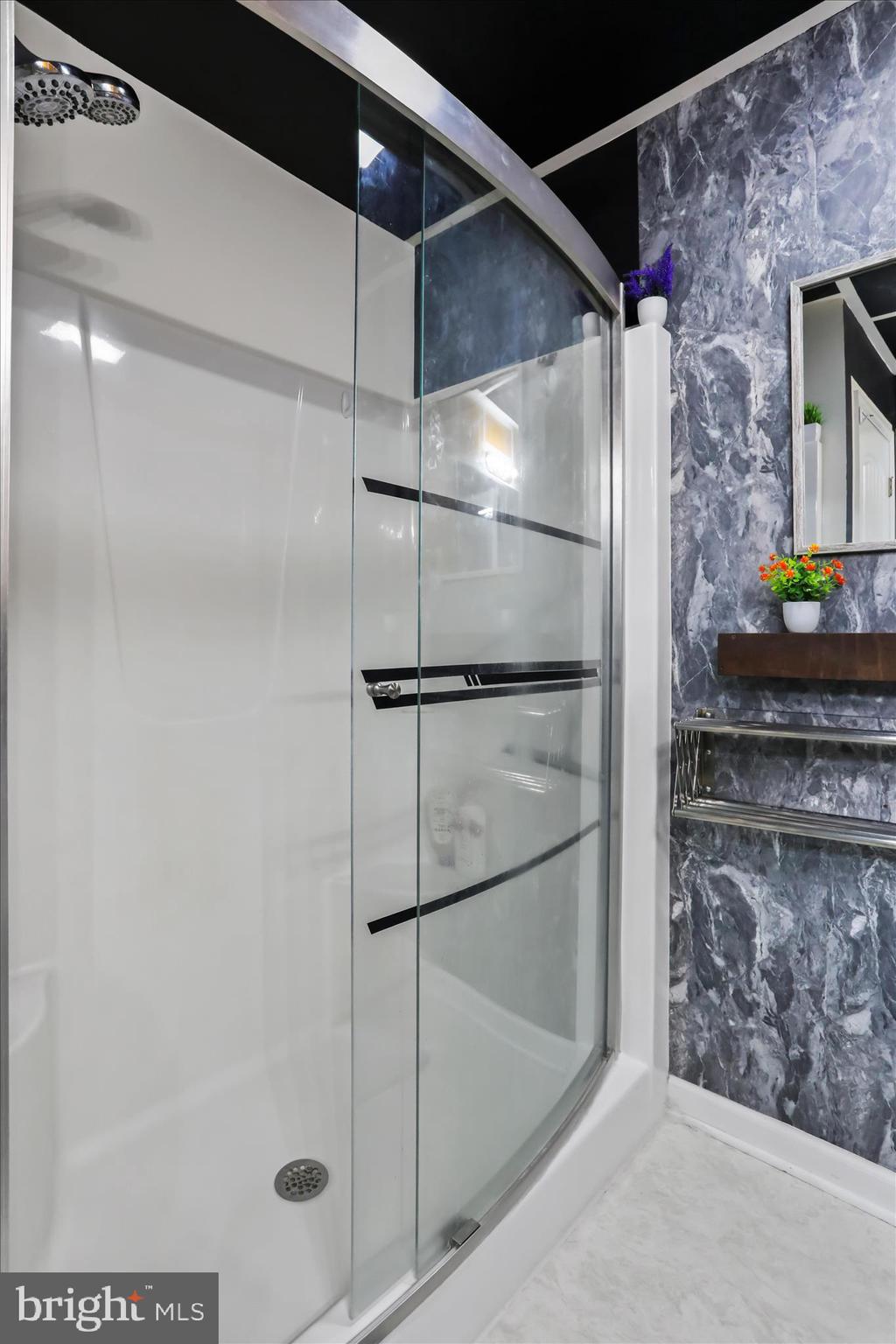 SHANNONDALE - Residential