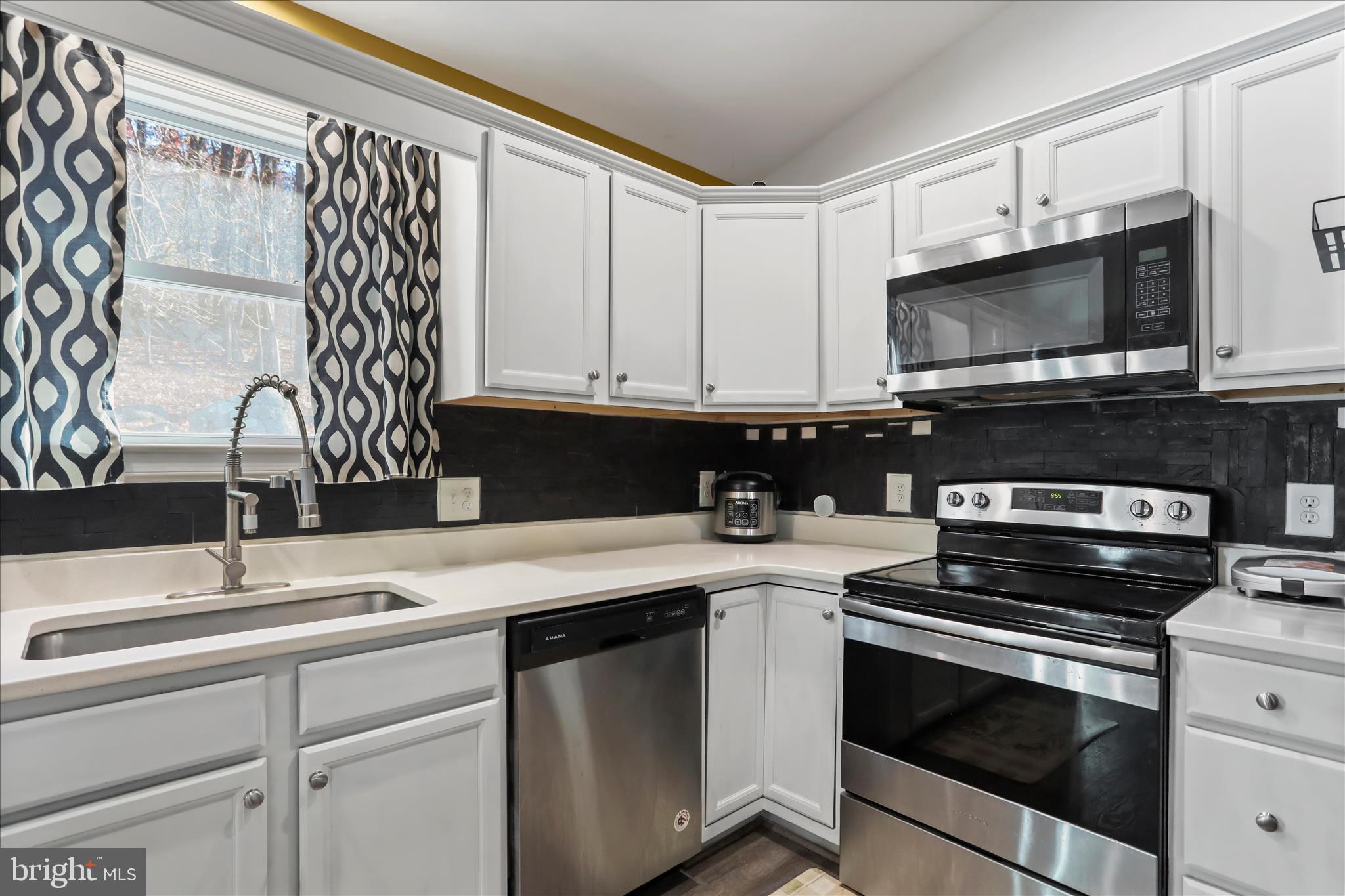 SHANNONDALE - Residential