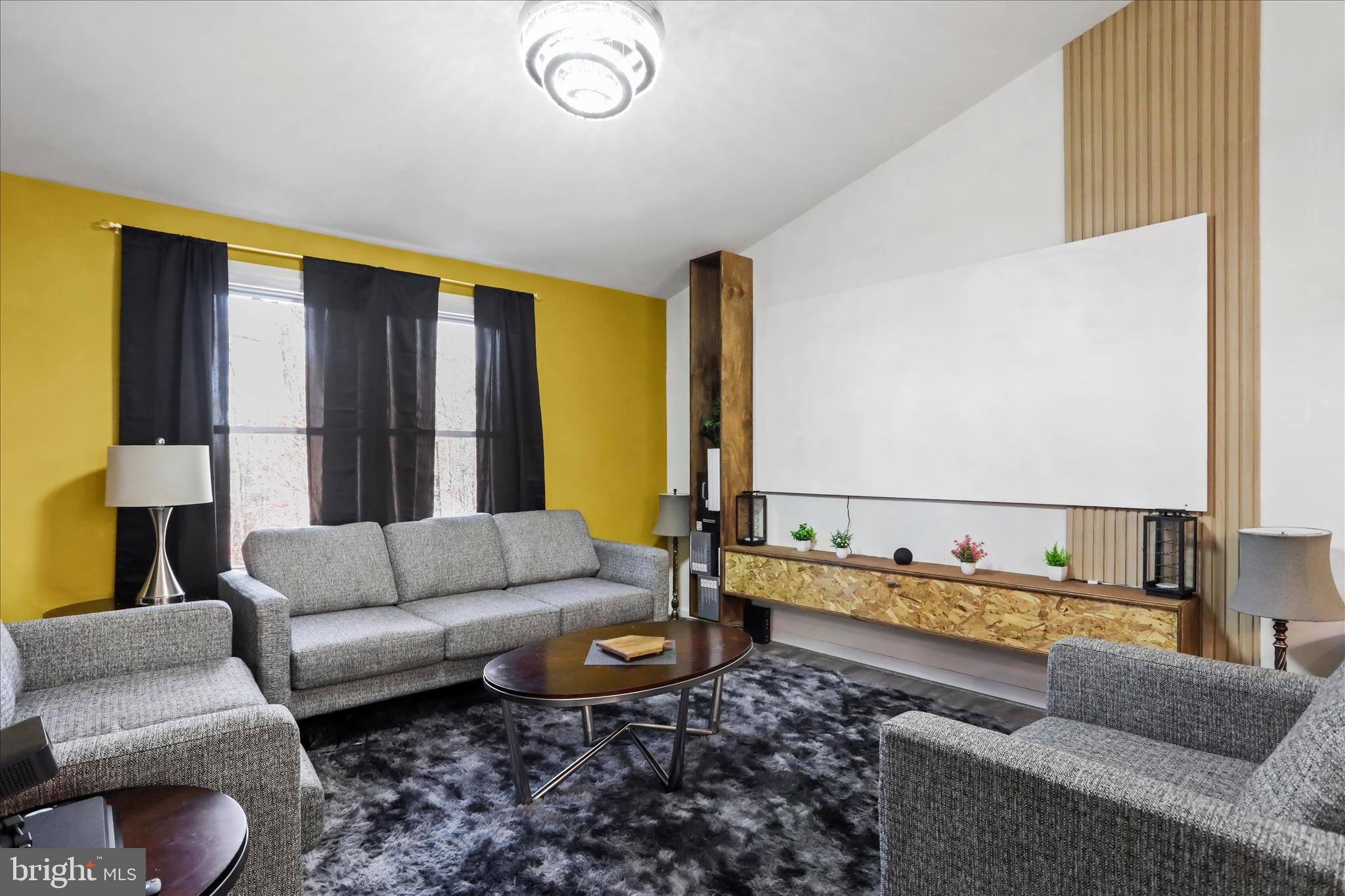 SHANNONDALE - Residential