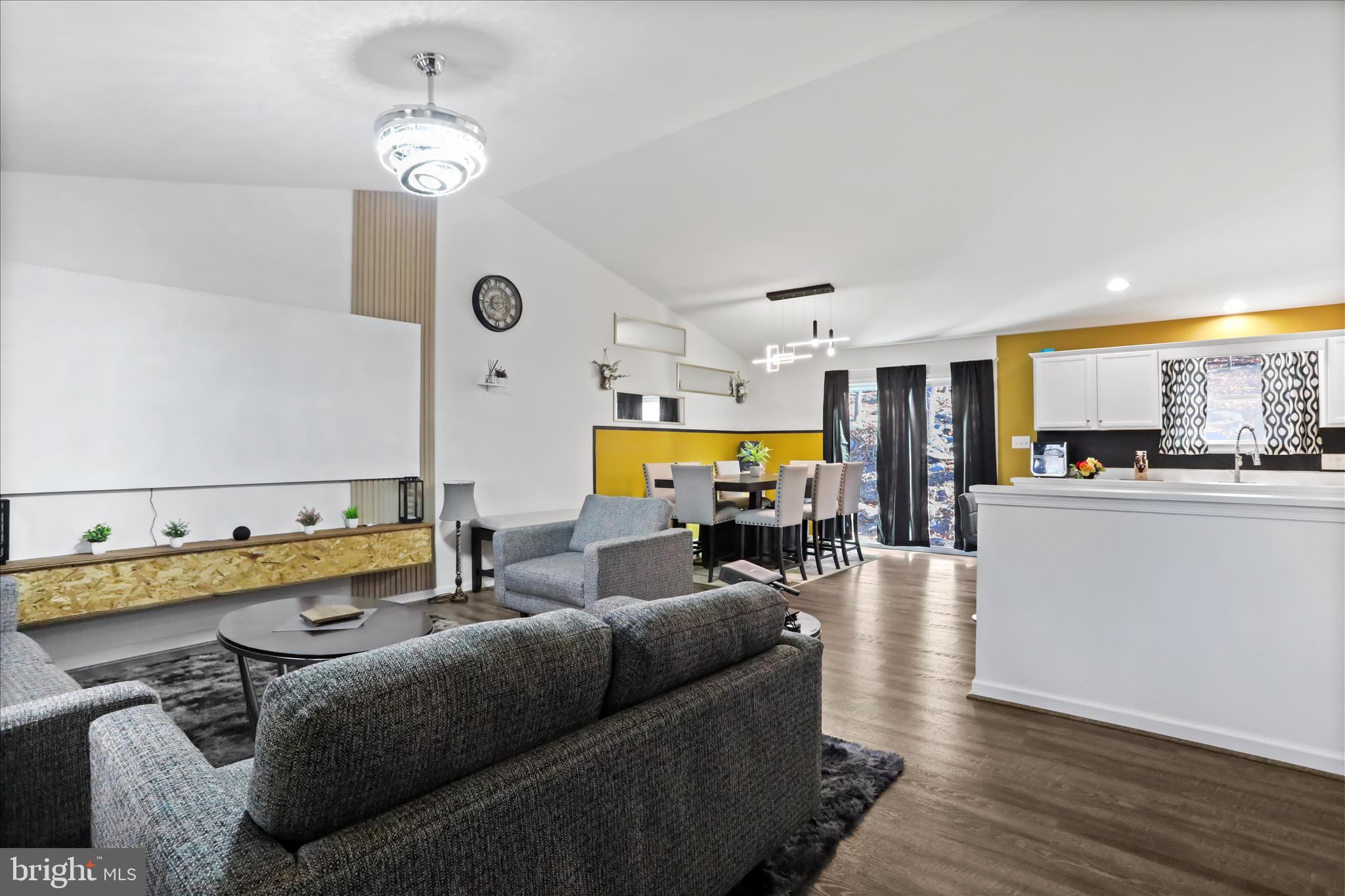 SHANNONDALE - Residential