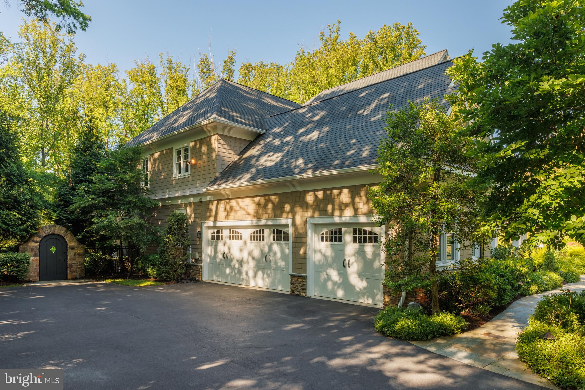 PARKVIEW HILLS - Residential