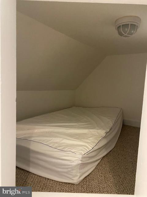 RIVERSIDE SHORES - Residential Lease