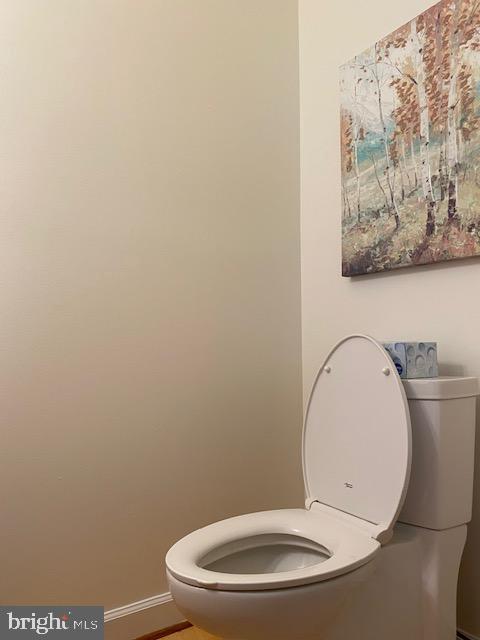 RIVERSIDE SHORES - Residential Lease