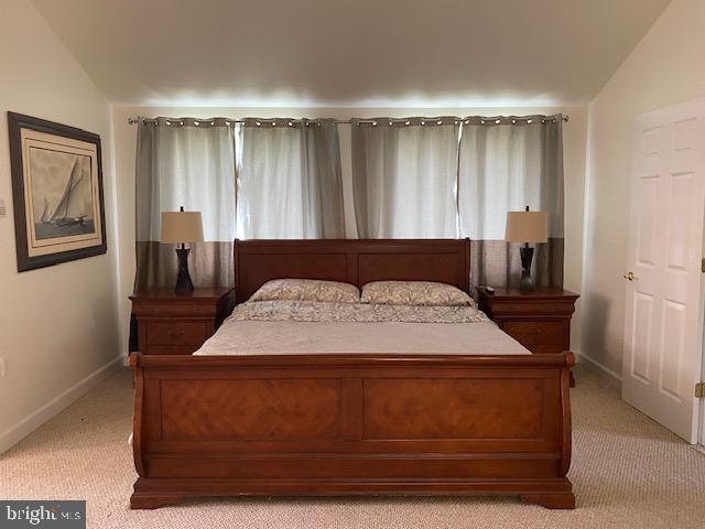 RIVERSIDE SHORES - Residential Lease