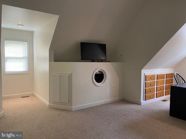 RIVERSIDE SHORES - Residential Lease