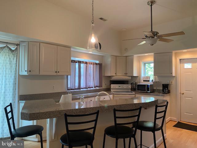 RIVERSIDE SHORES - Residential Lease