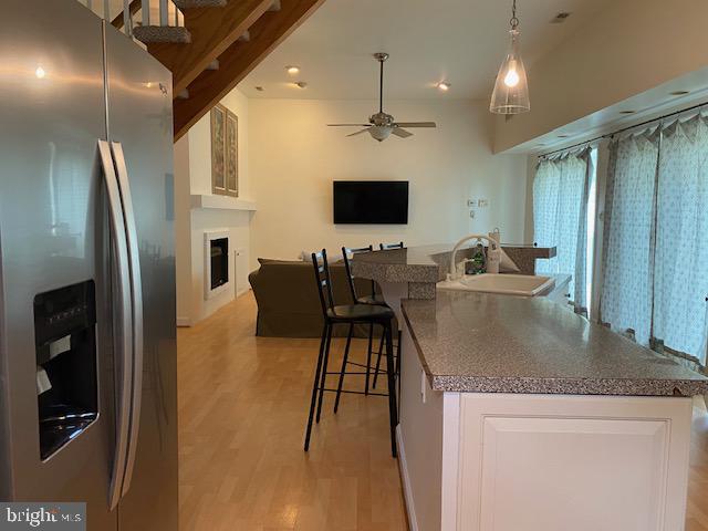 RIVERSIDE SHORES - Residential Lease