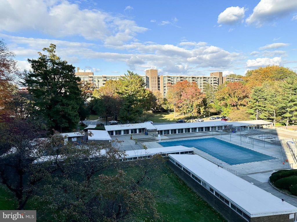 Photo of 1001 City Avenue #W-405, WYNNEWOOD, PA 19096 (MLS # PAMC2166706)