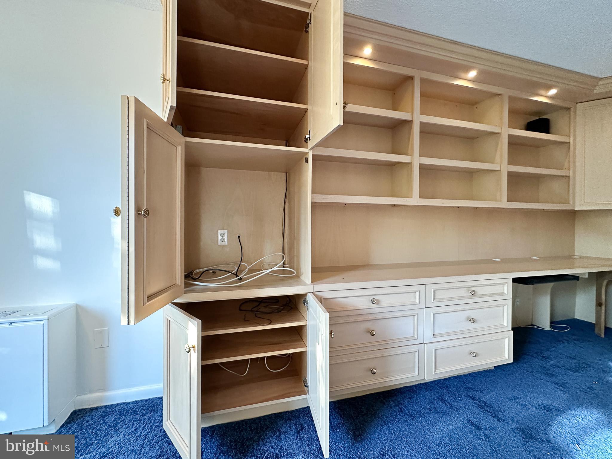 GREENHILL FARMS - Residential