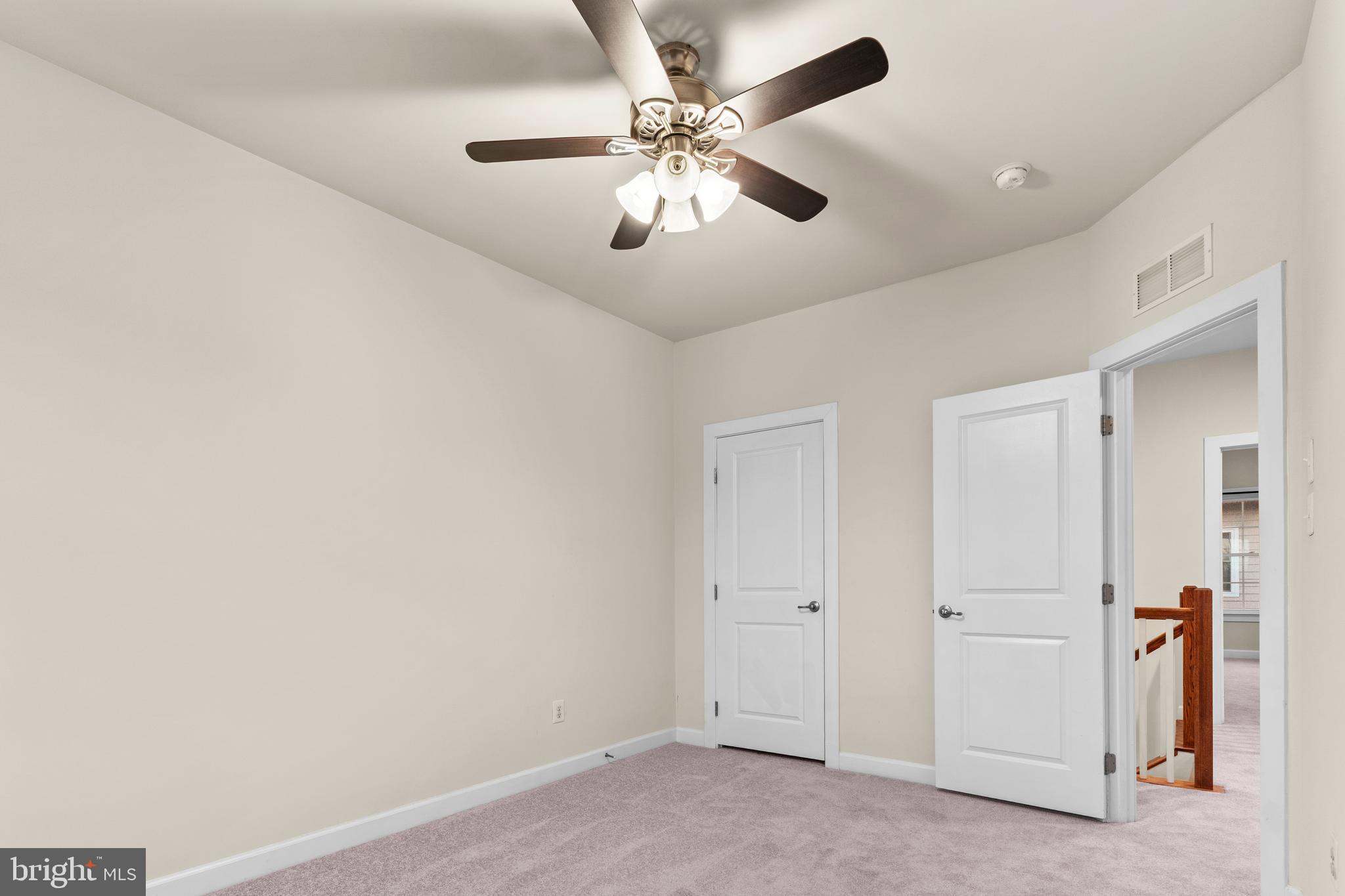 DISCOVERY SQUARE - Residential Lease