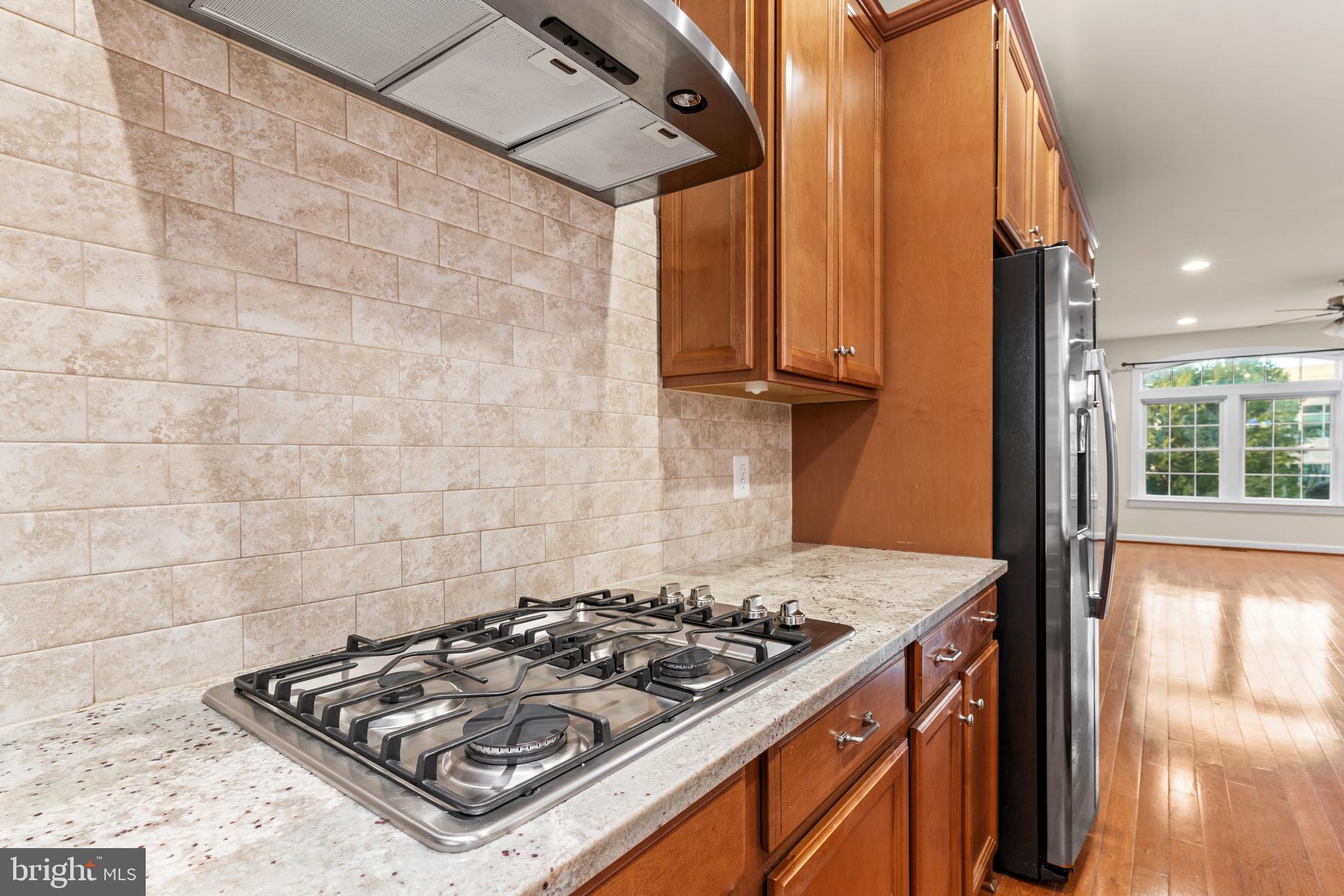 DISCOVERY SQUARE - Residential Lease