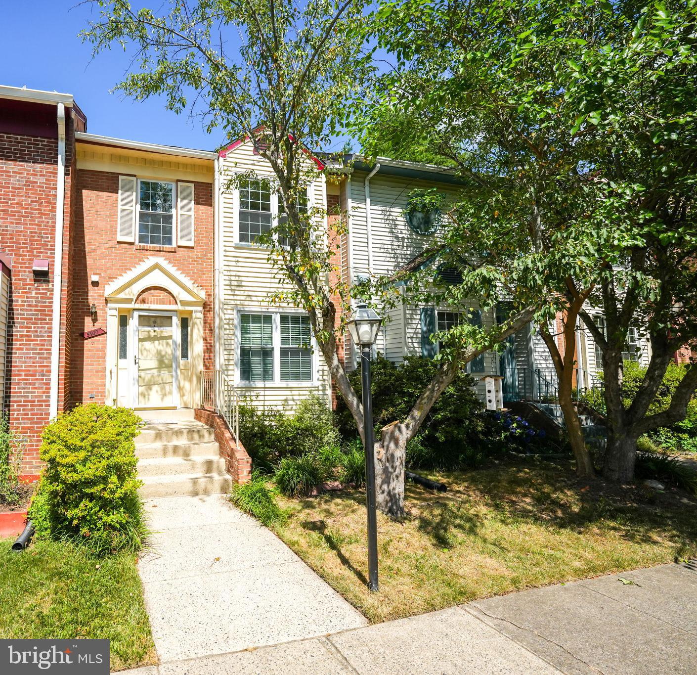 RUNNYMEADE - Residential Lease