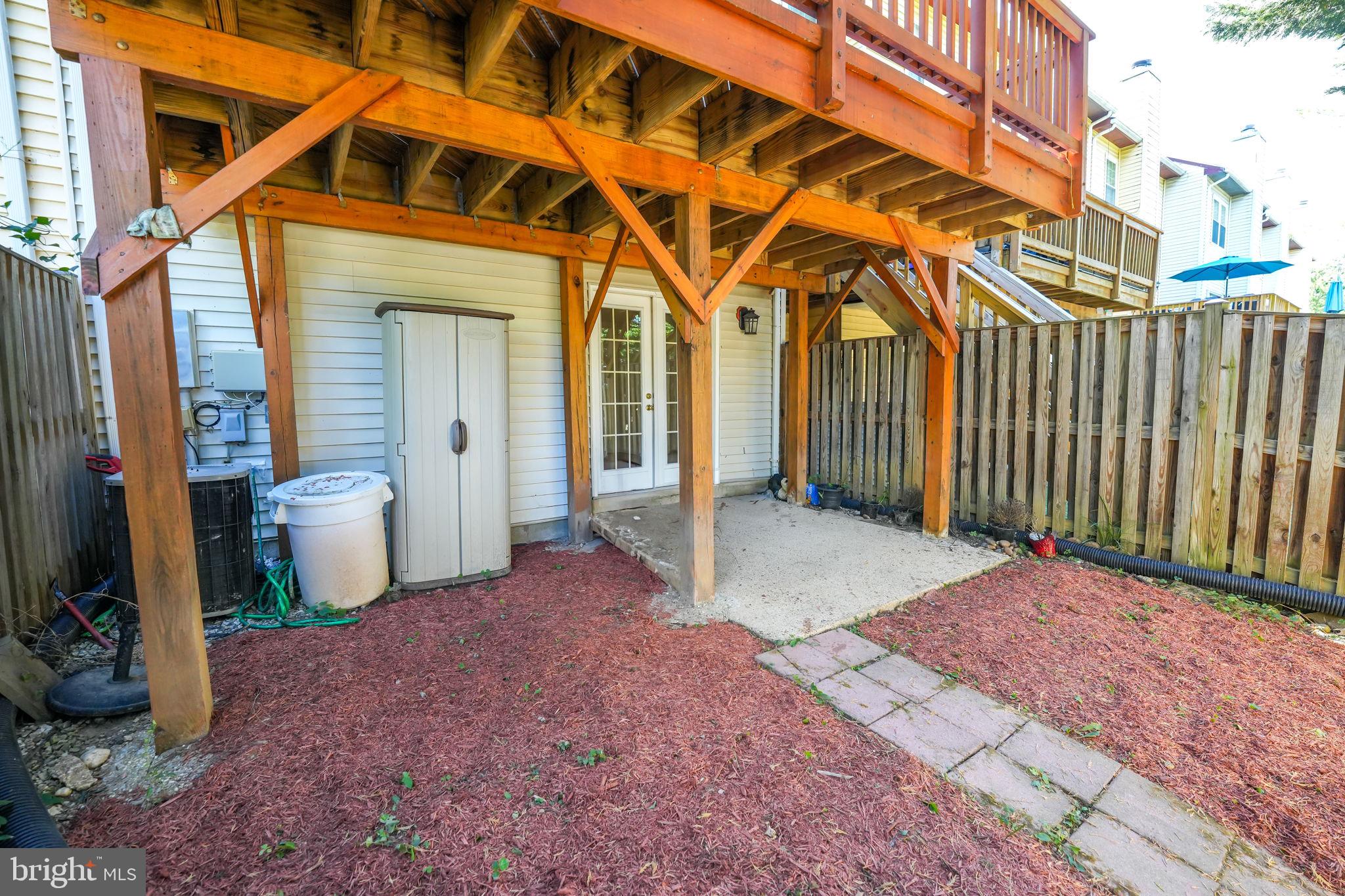 RUNNYMEADE - Residential Lease