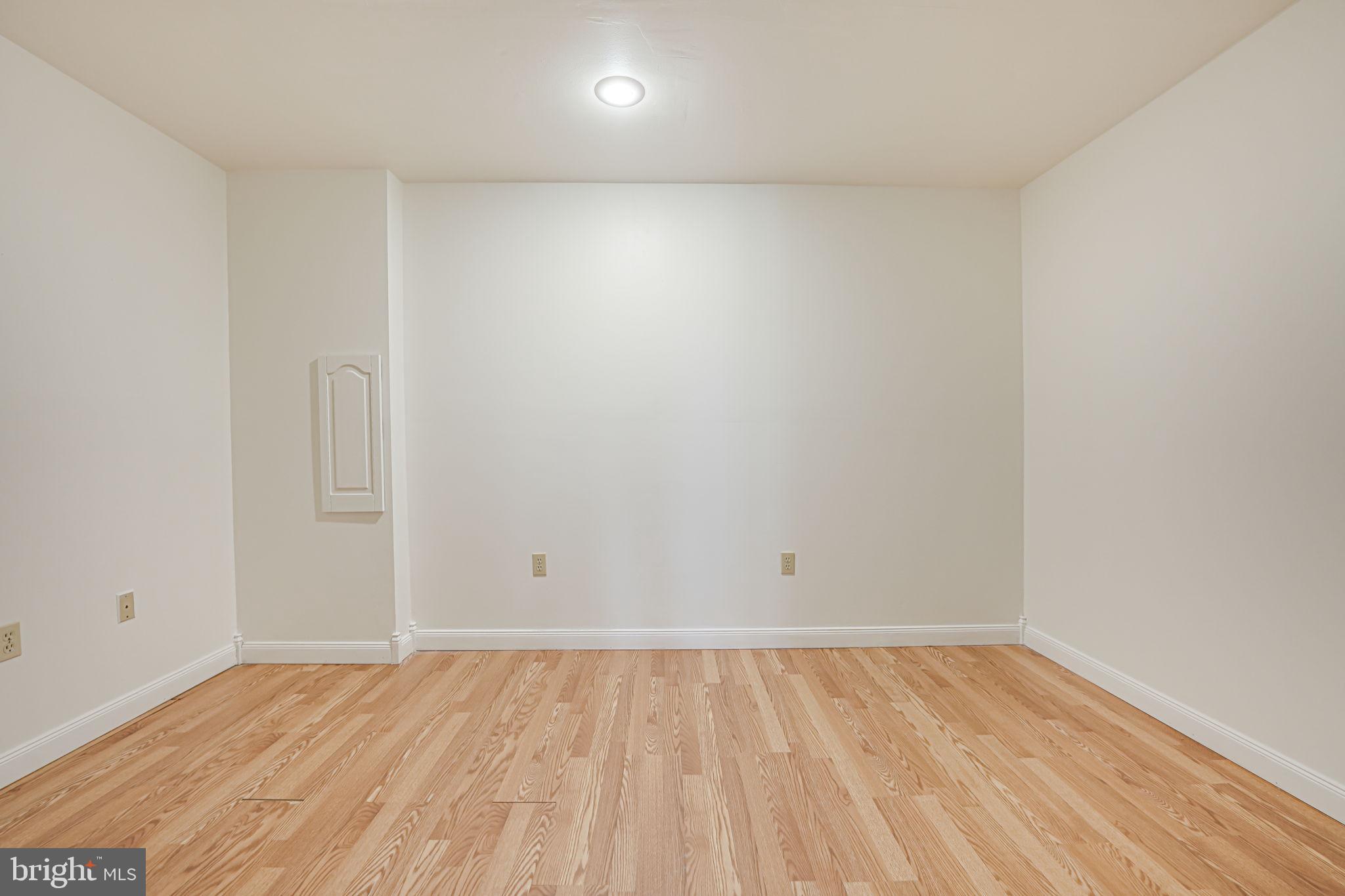 RUNNYMEADE - Residential Lease