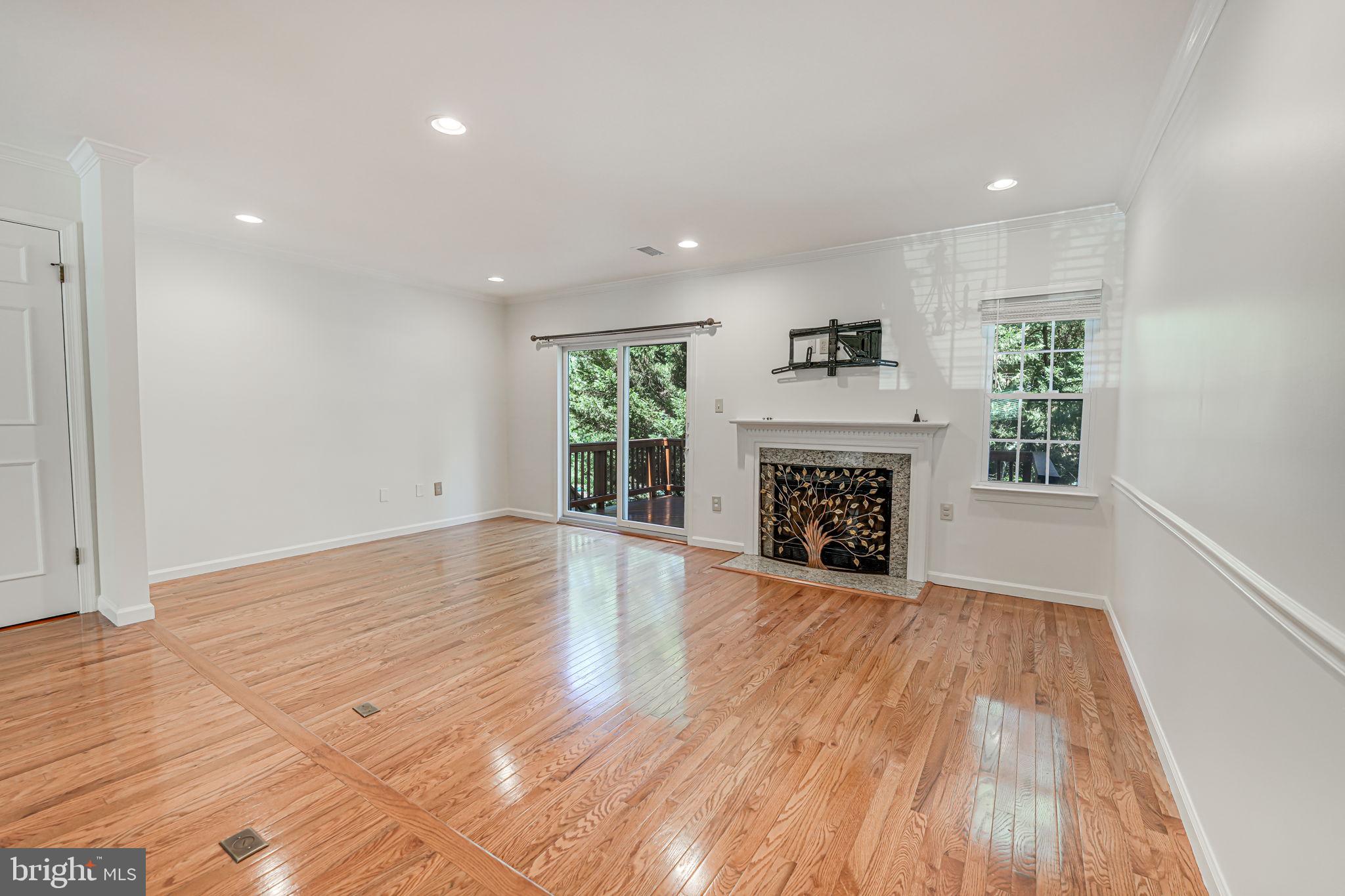 RUNNYMEADE - Residential Lease