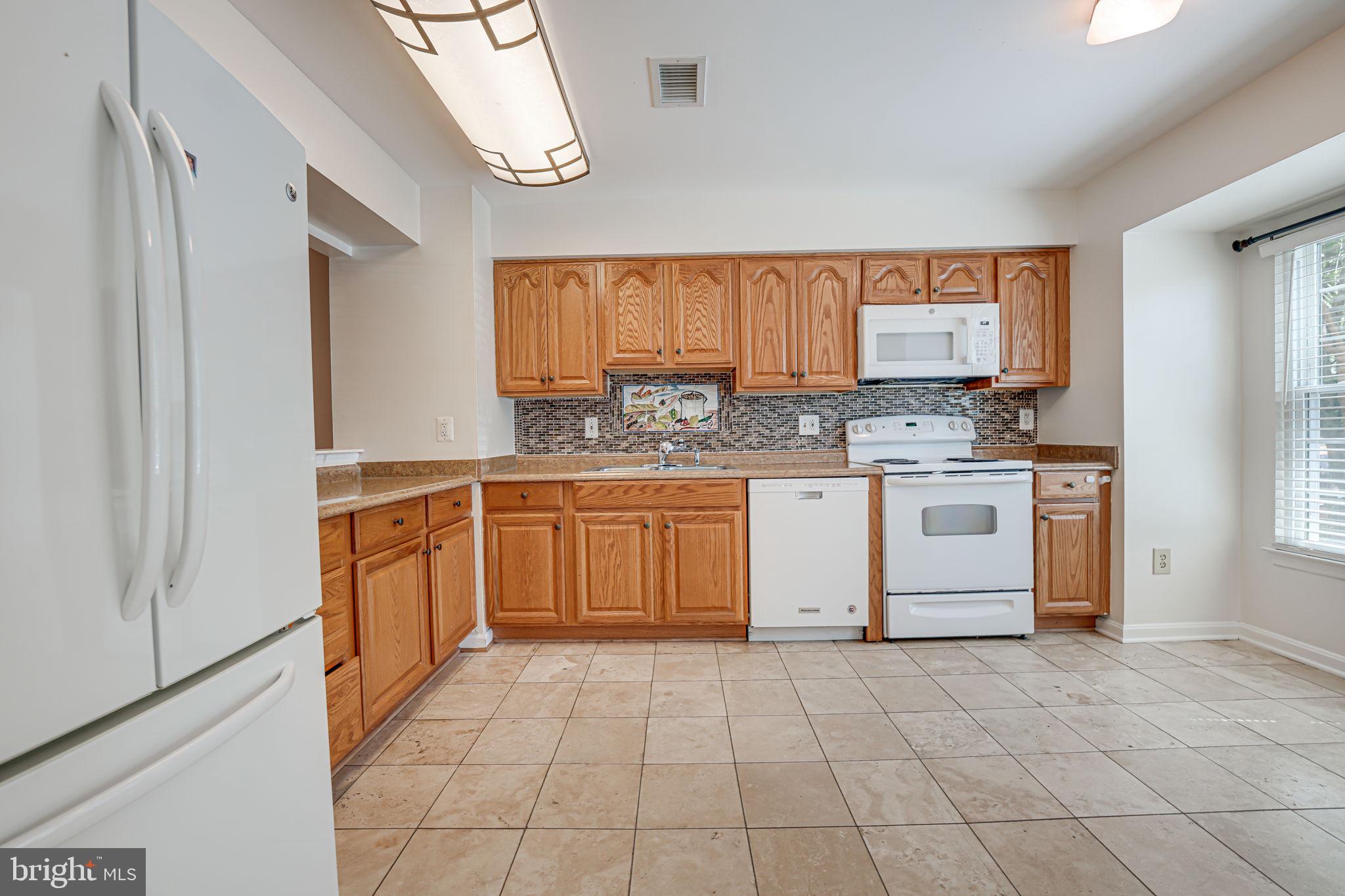 RUNNYMEADE - Residential Lease