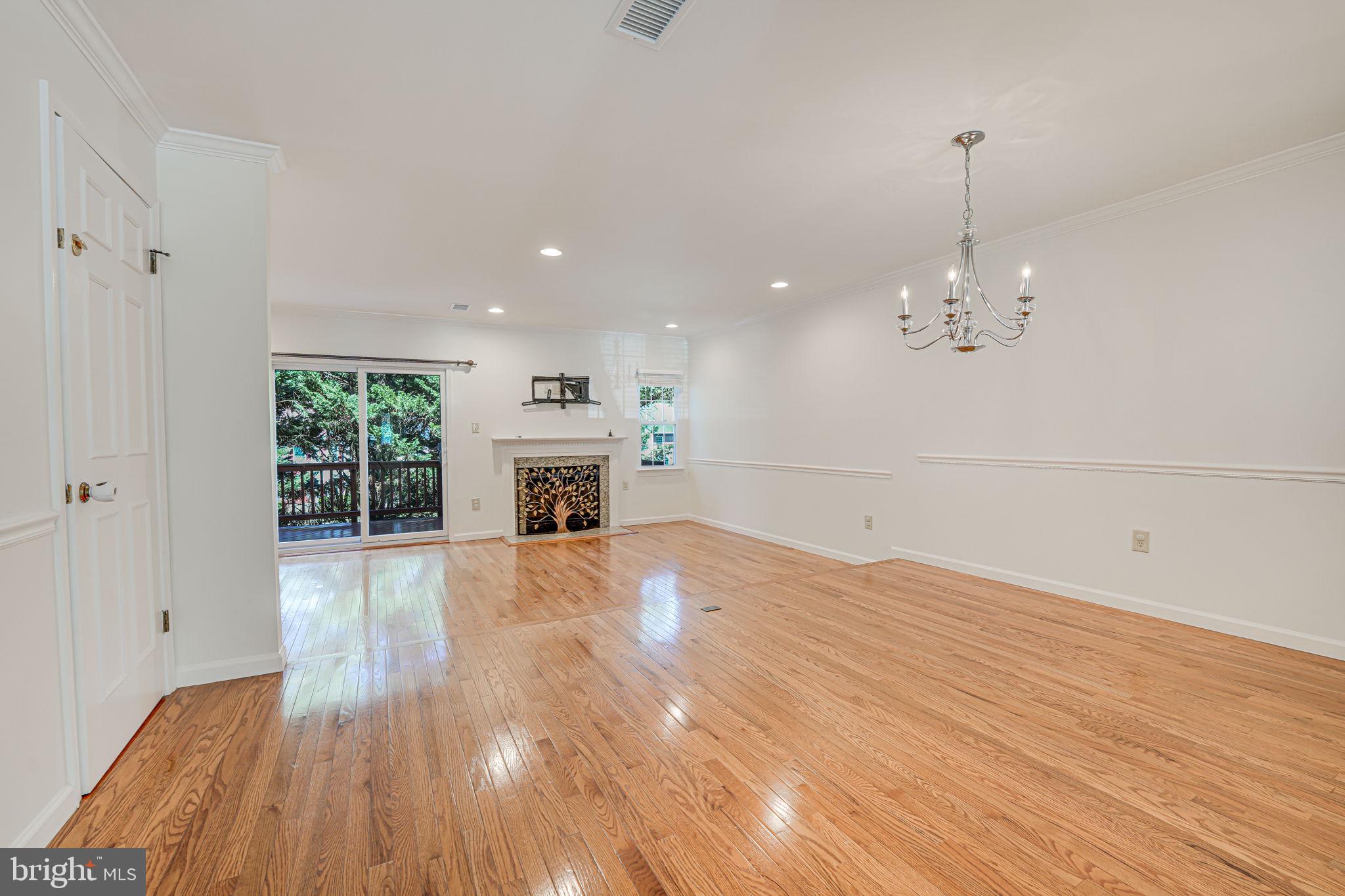 RUNNYMEADE - Residential Lease