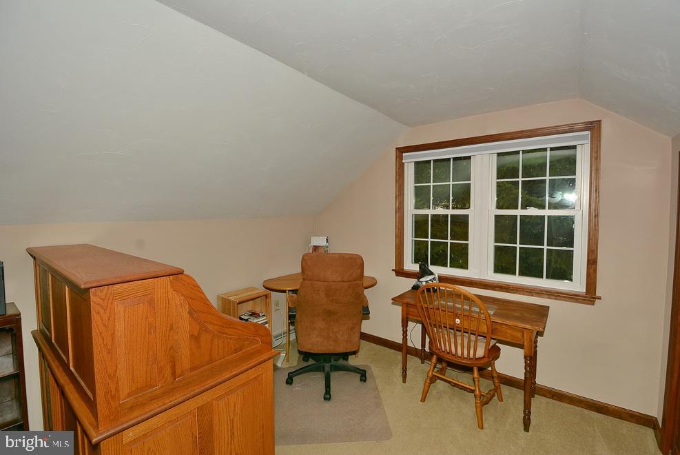 OAKWOOD - Residential