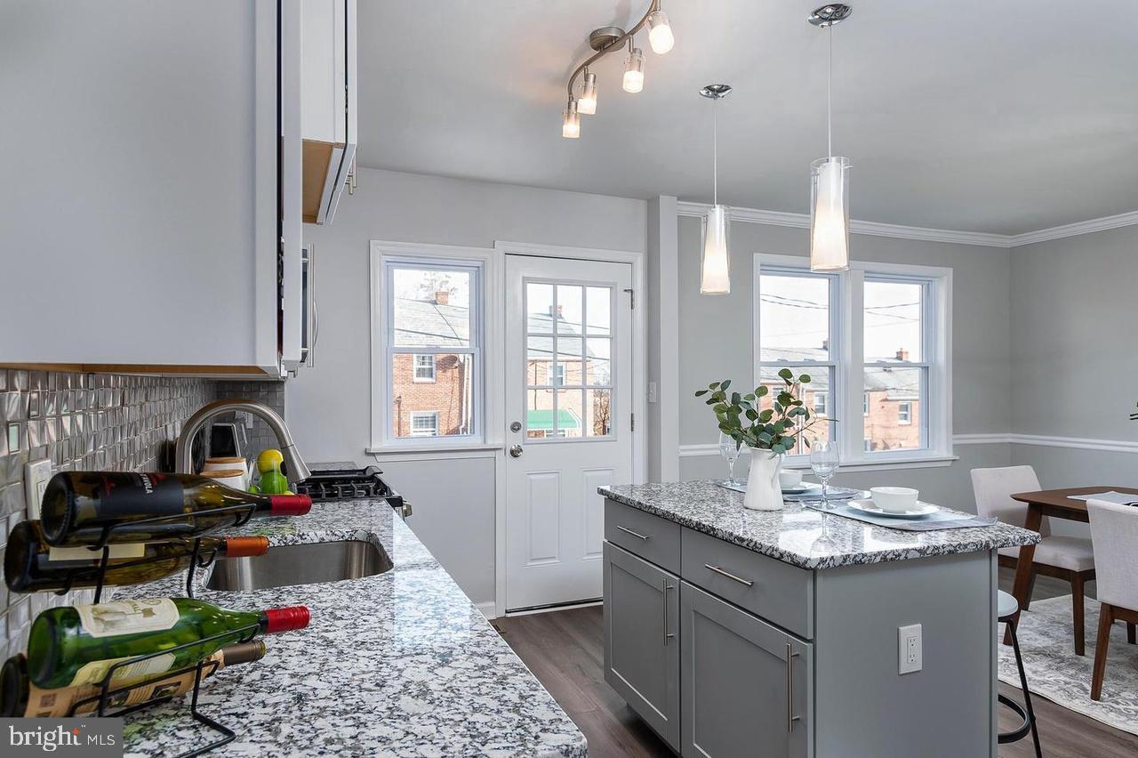 EDNOR GARDENS HISTORIC DISTRICT - Residential