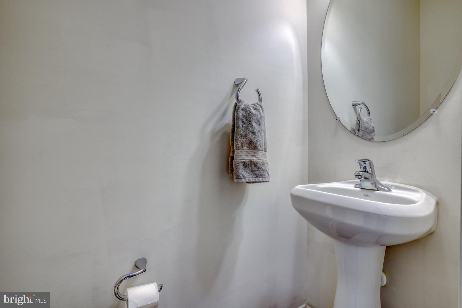 WALNUT HILL - Residential