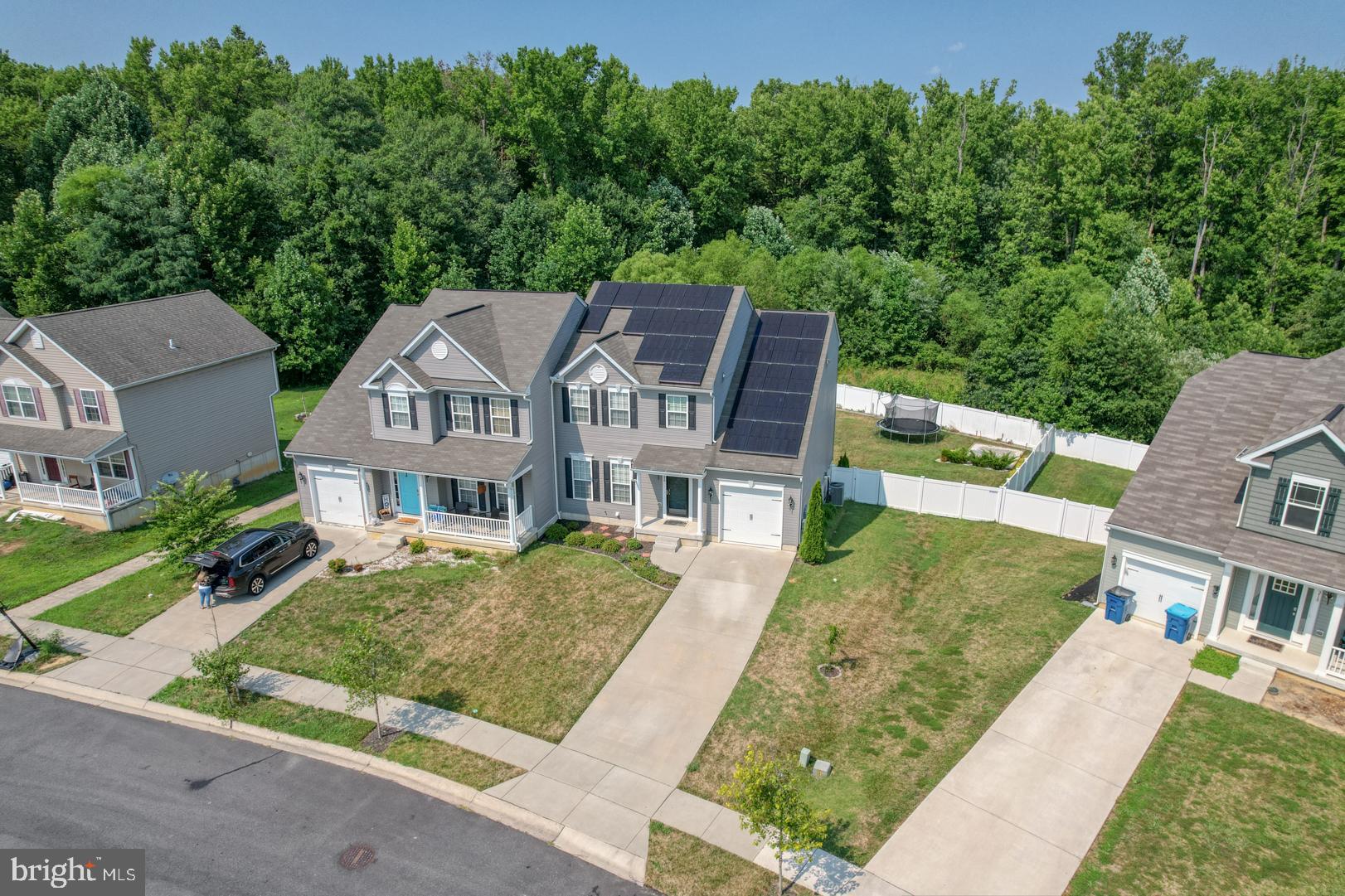 WALNUT HILL - Residential