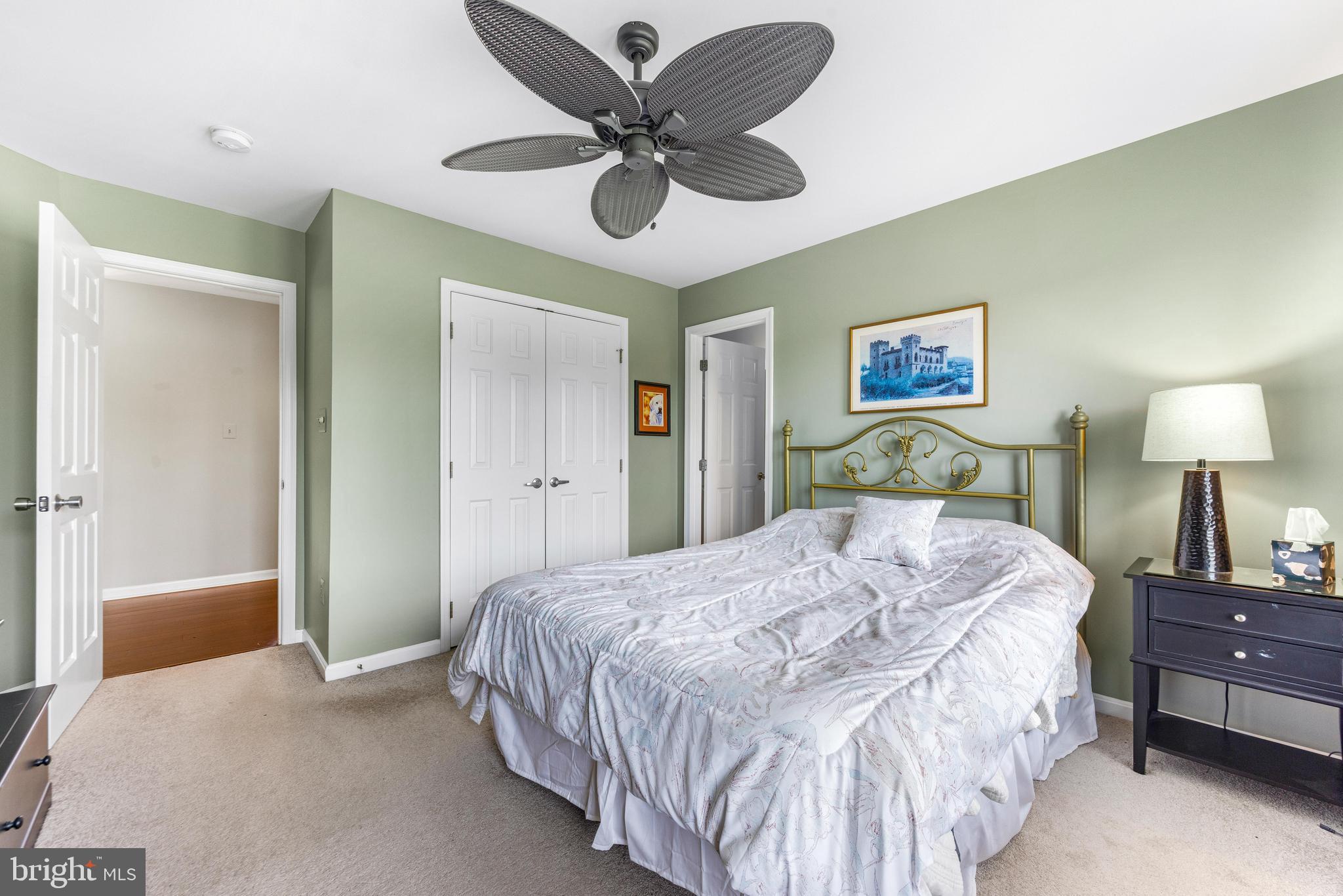 ASHLEIGH KNOLLS - Residential