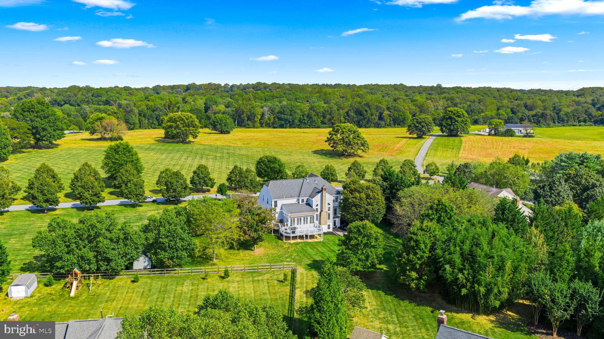 ASHLEIGH KNOLLS - Residential