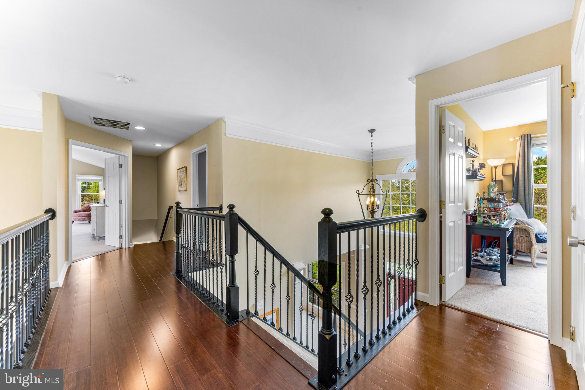 ASHLEIGH KNOLLS - Residential