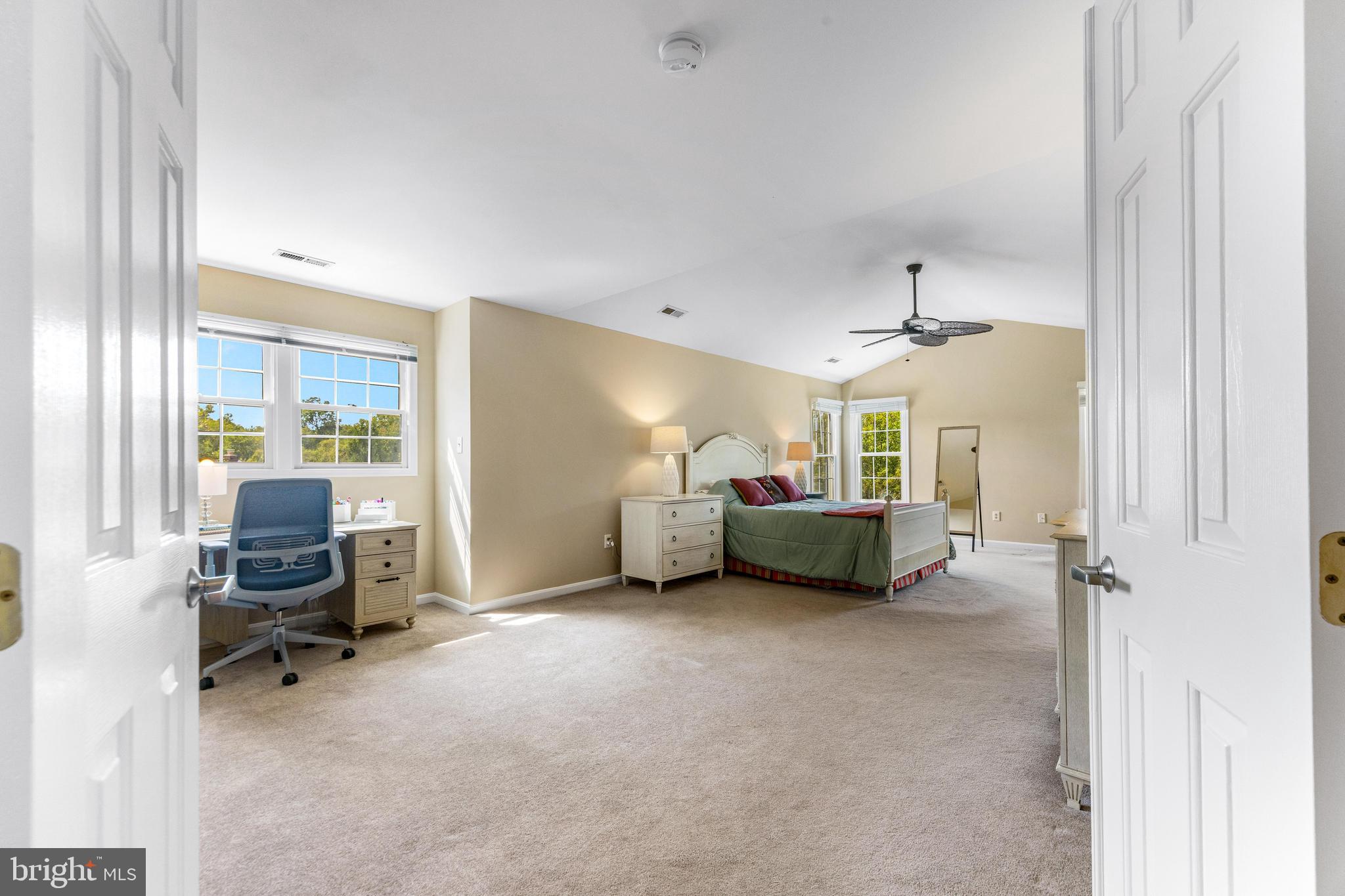 ASHLEIGH KNOLLS - Residential