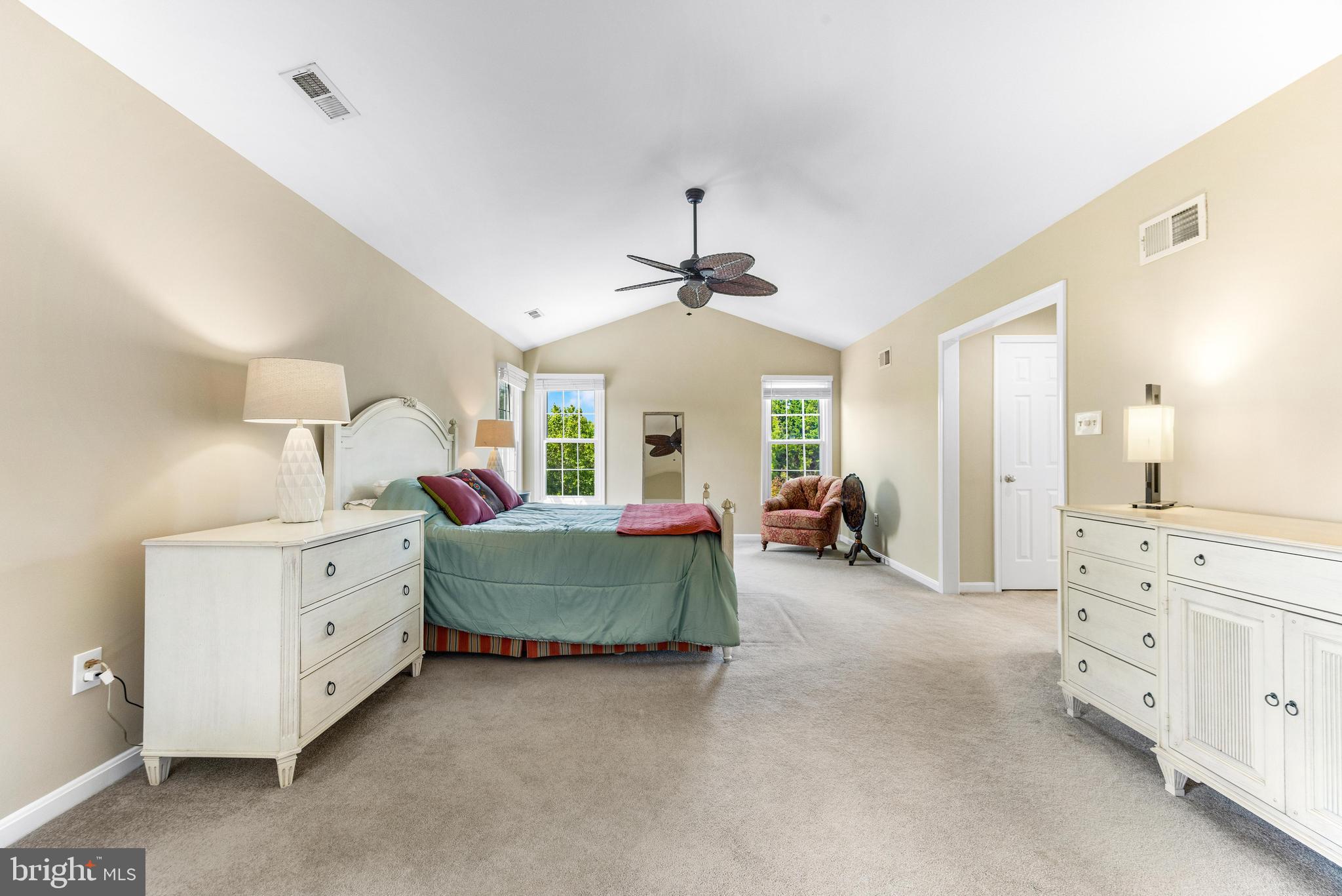 ASHLEIGH KNOLLS - Residential