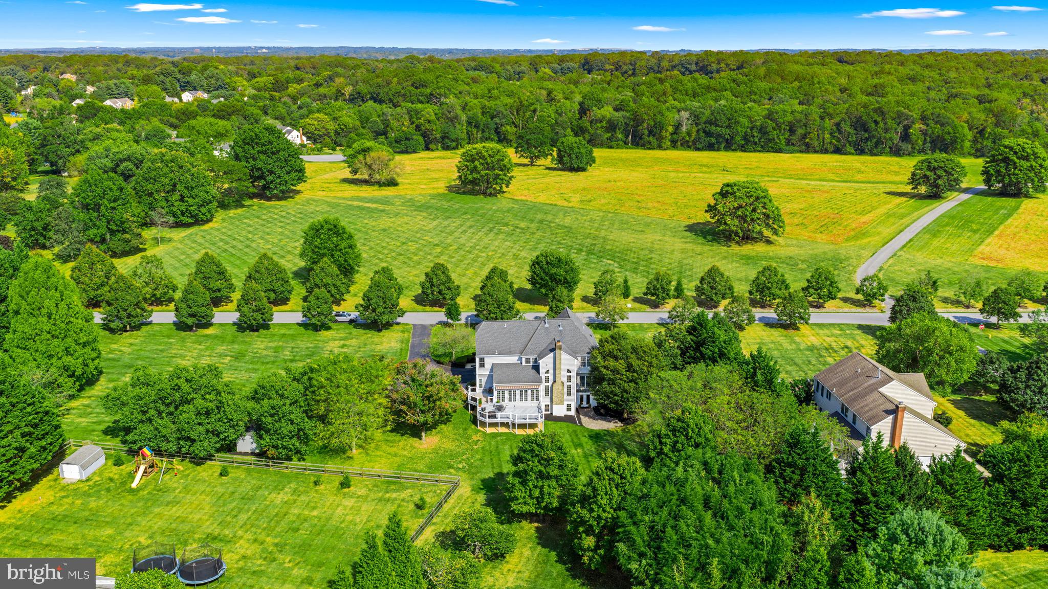 ASHLEIGH KNOLLS - Residential