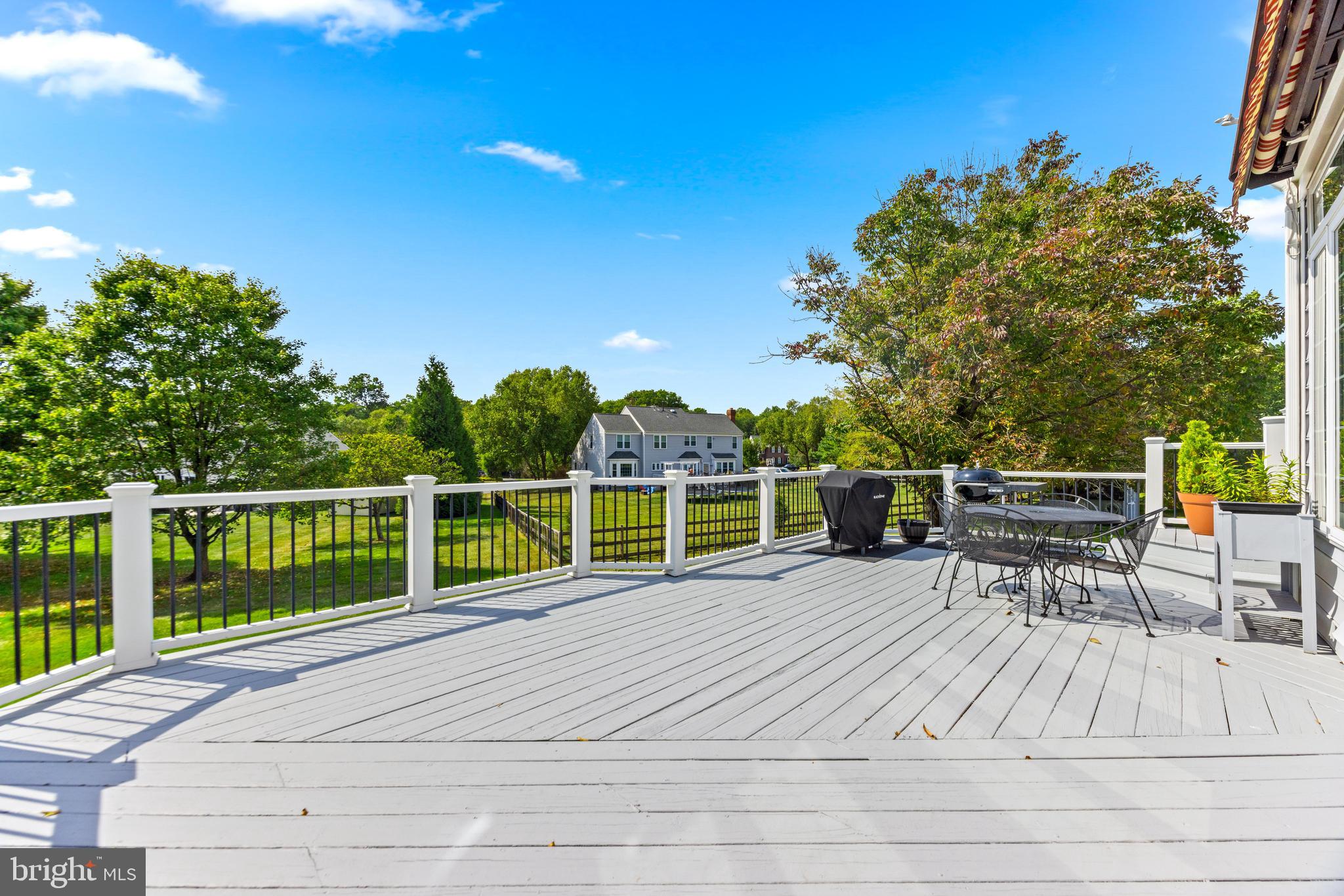 ASHLEIGH KNOLLS - Residential