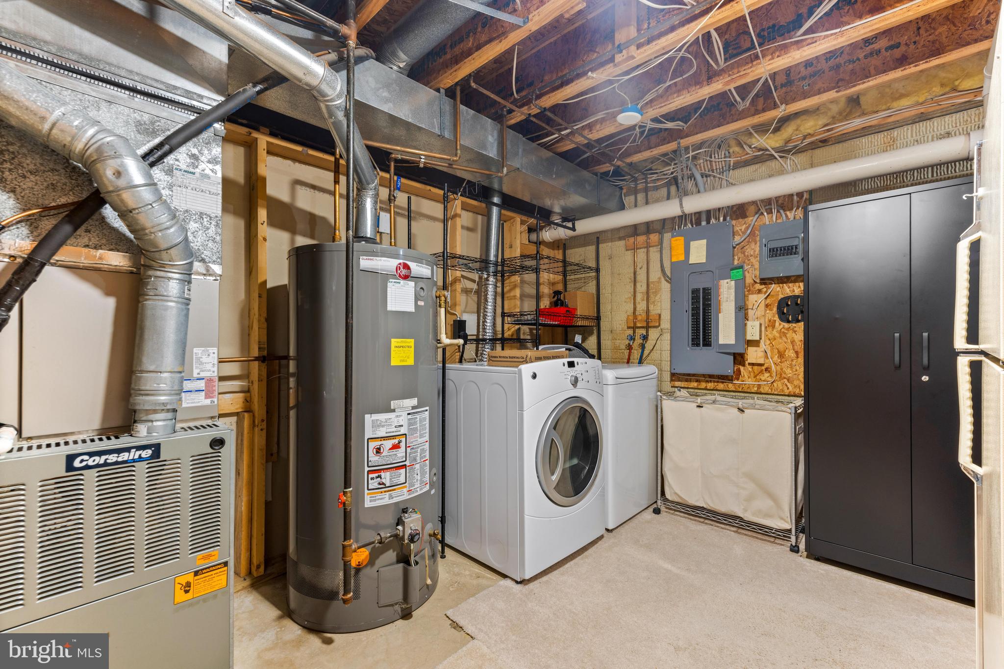 ASHLEIGH KNOLLS - Residential