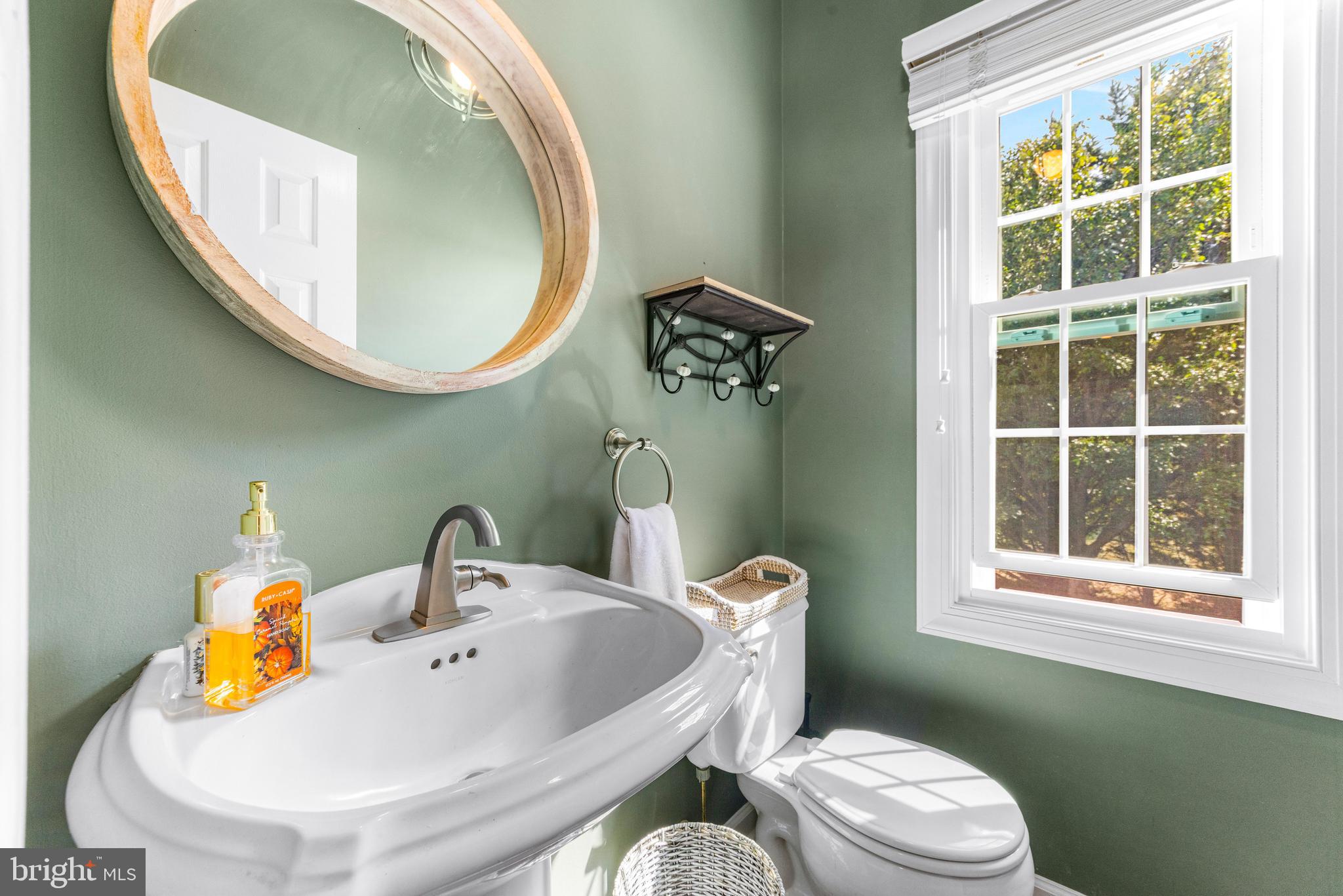 ASHLEIGH KNOLLS - Residential