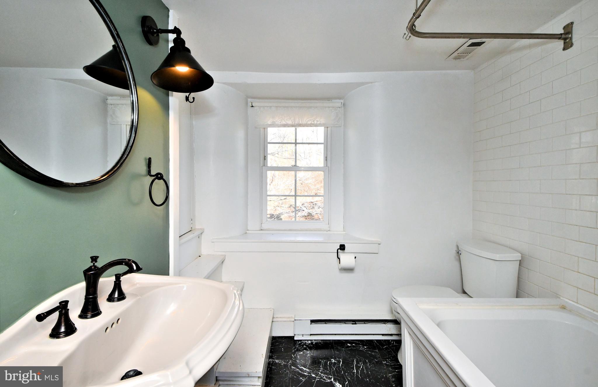 STONEGATE - Residential