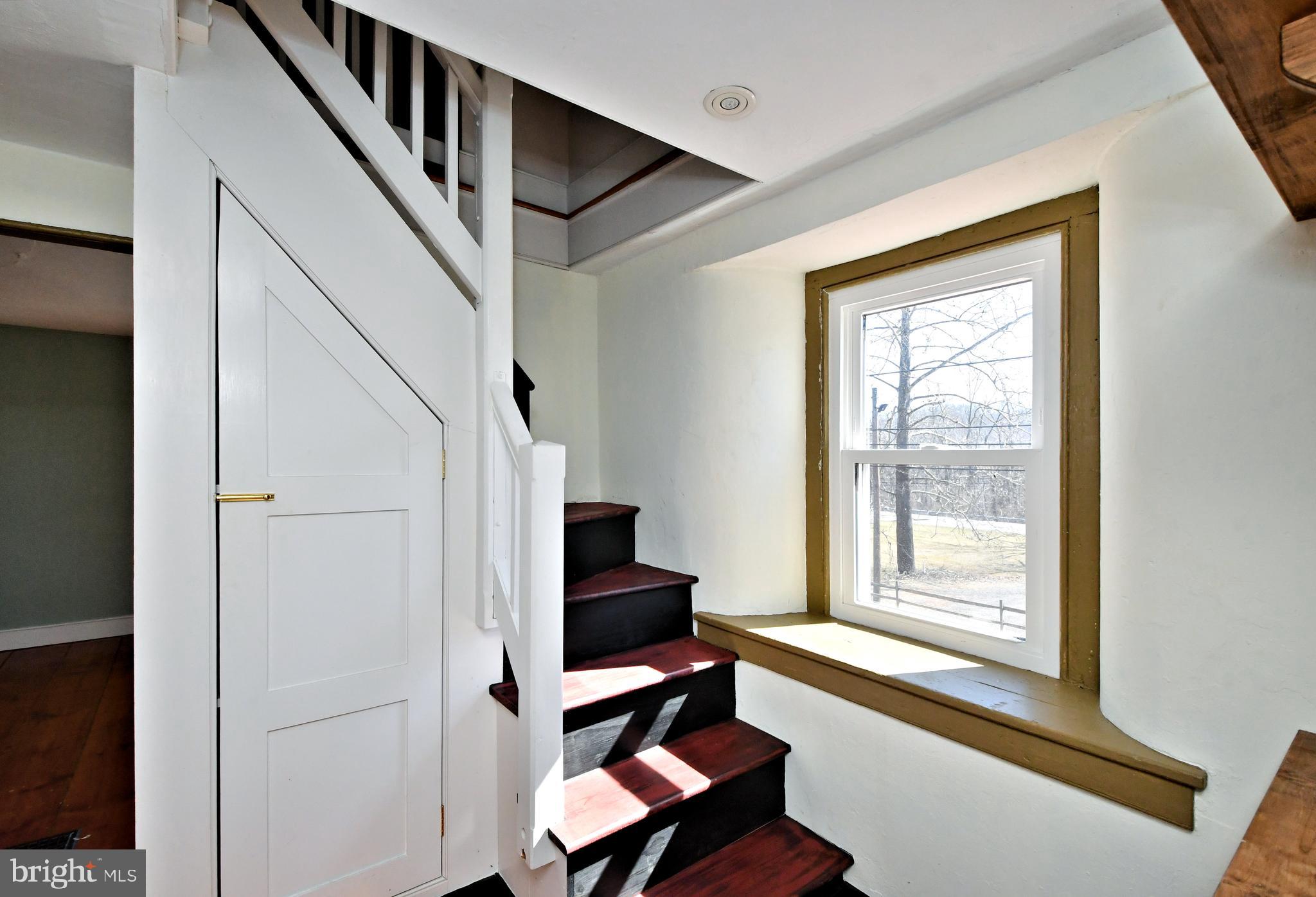 STONEGATE - Residential