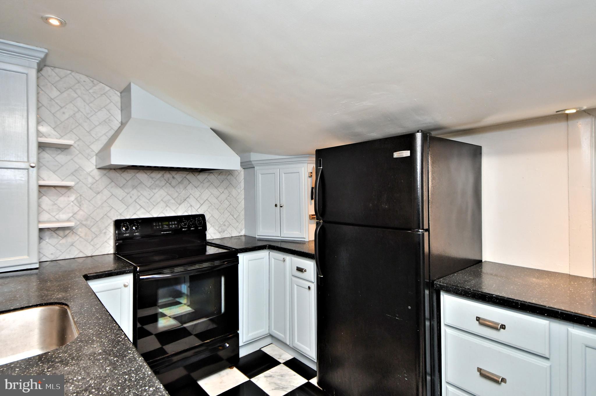 STONEGATE - Residential