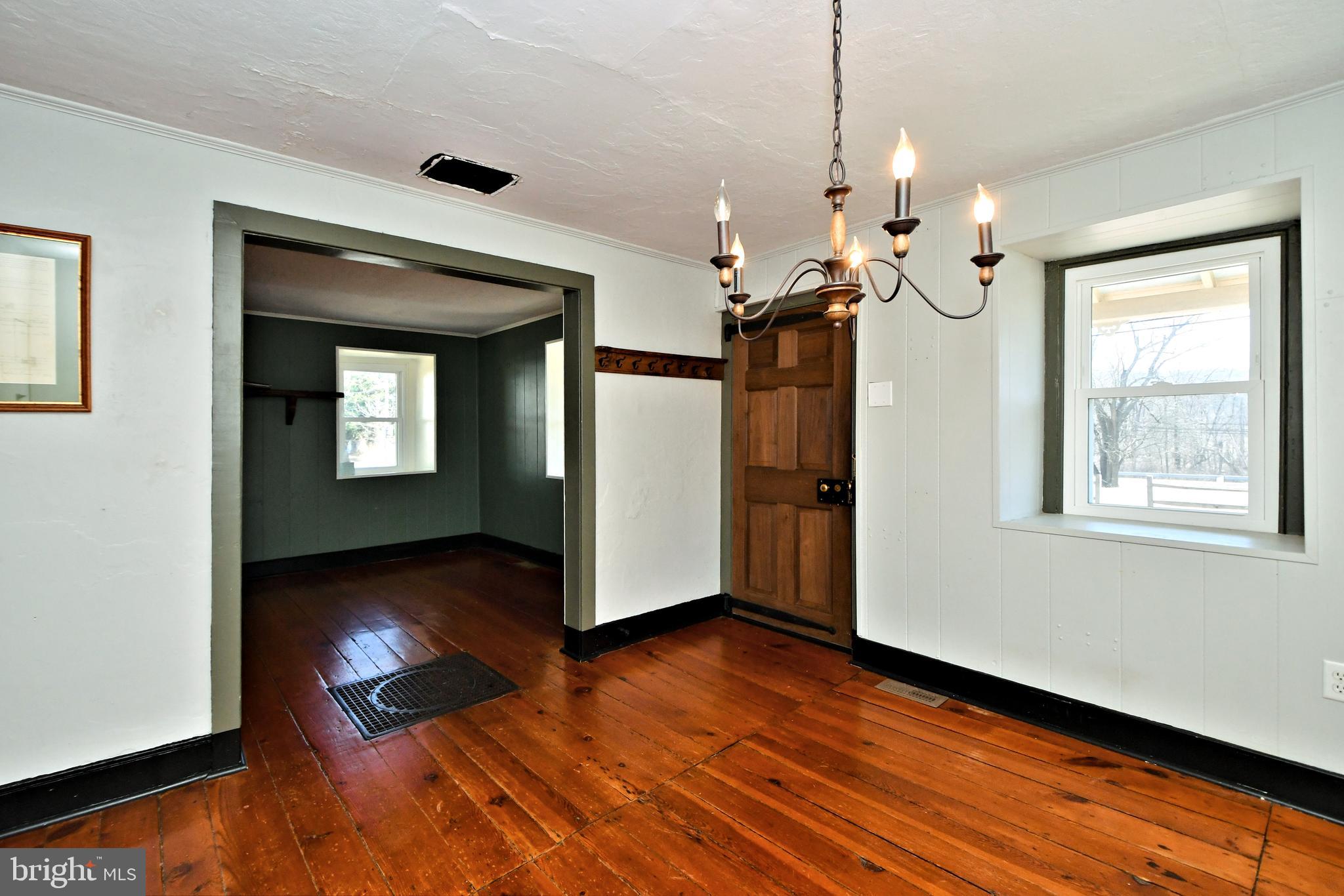 STONEGATE - Residential